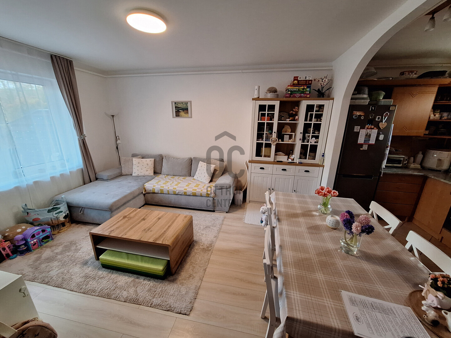 Gallery zoom image
