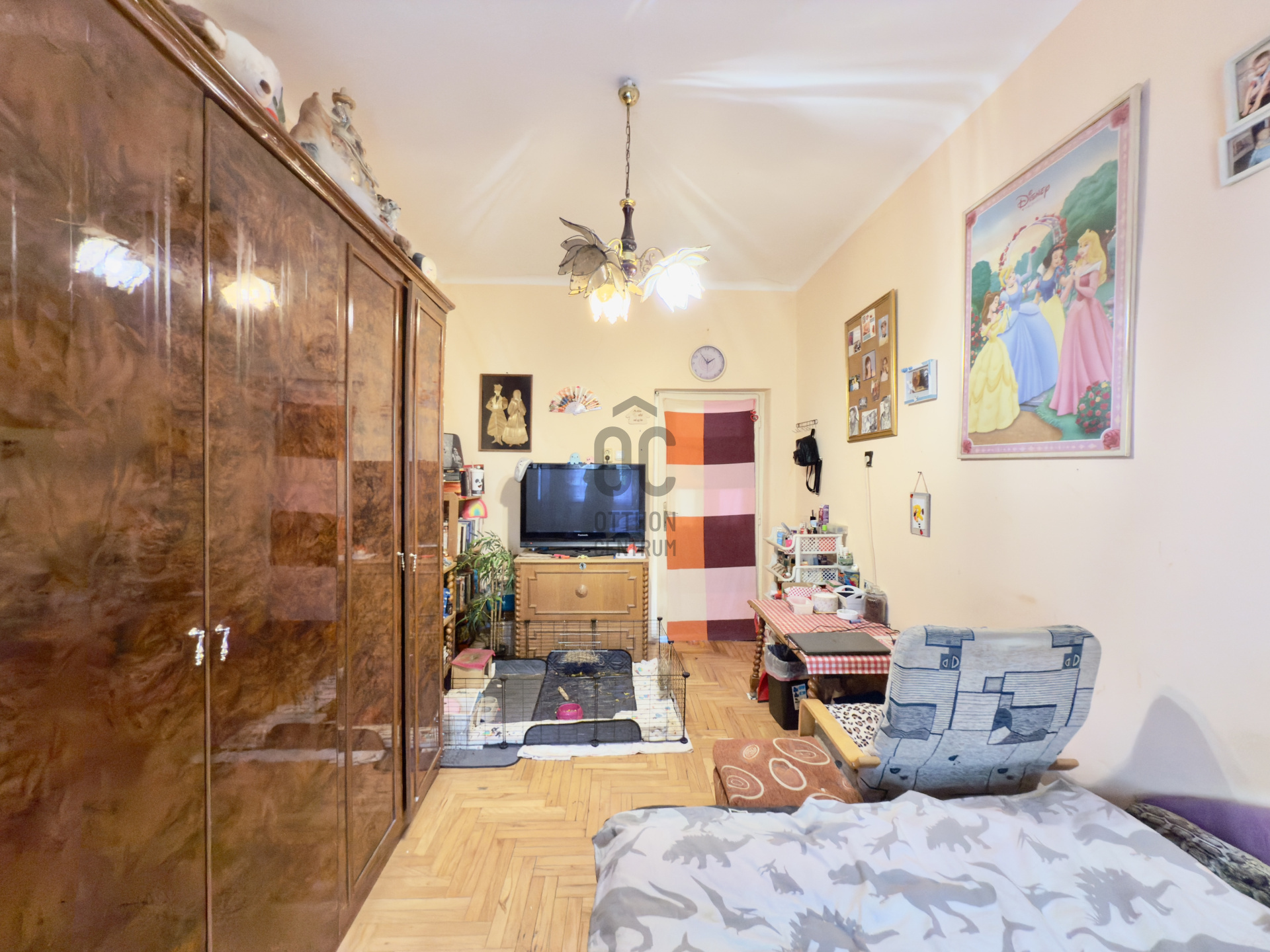 Gallery zoom image