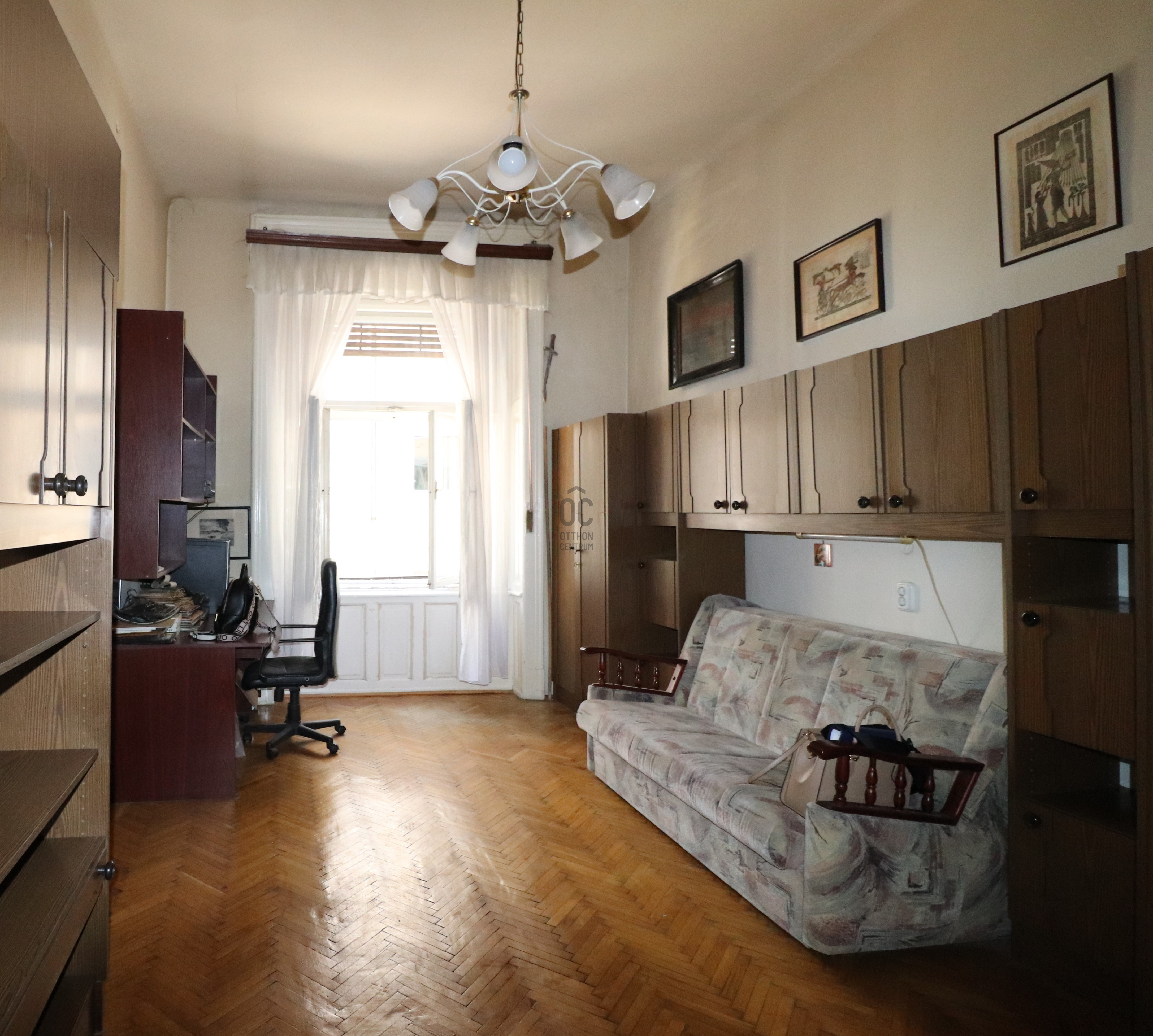 Gallery zoom image