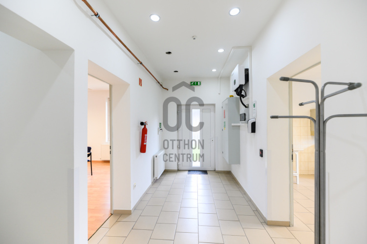 638m² · Üzlethelyiség · 289.900.000 Ft