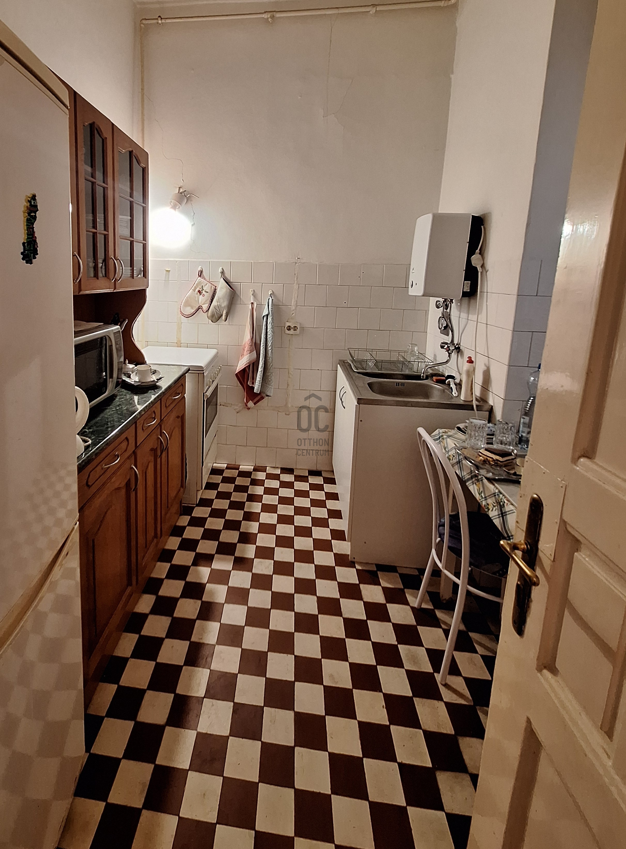 Gallery zoom image