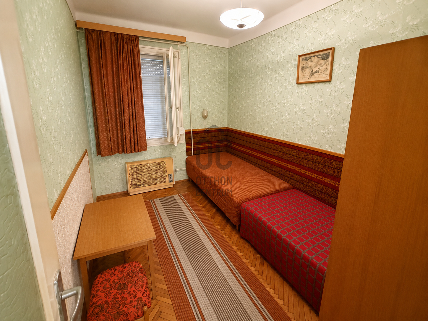 Gallery zoom image