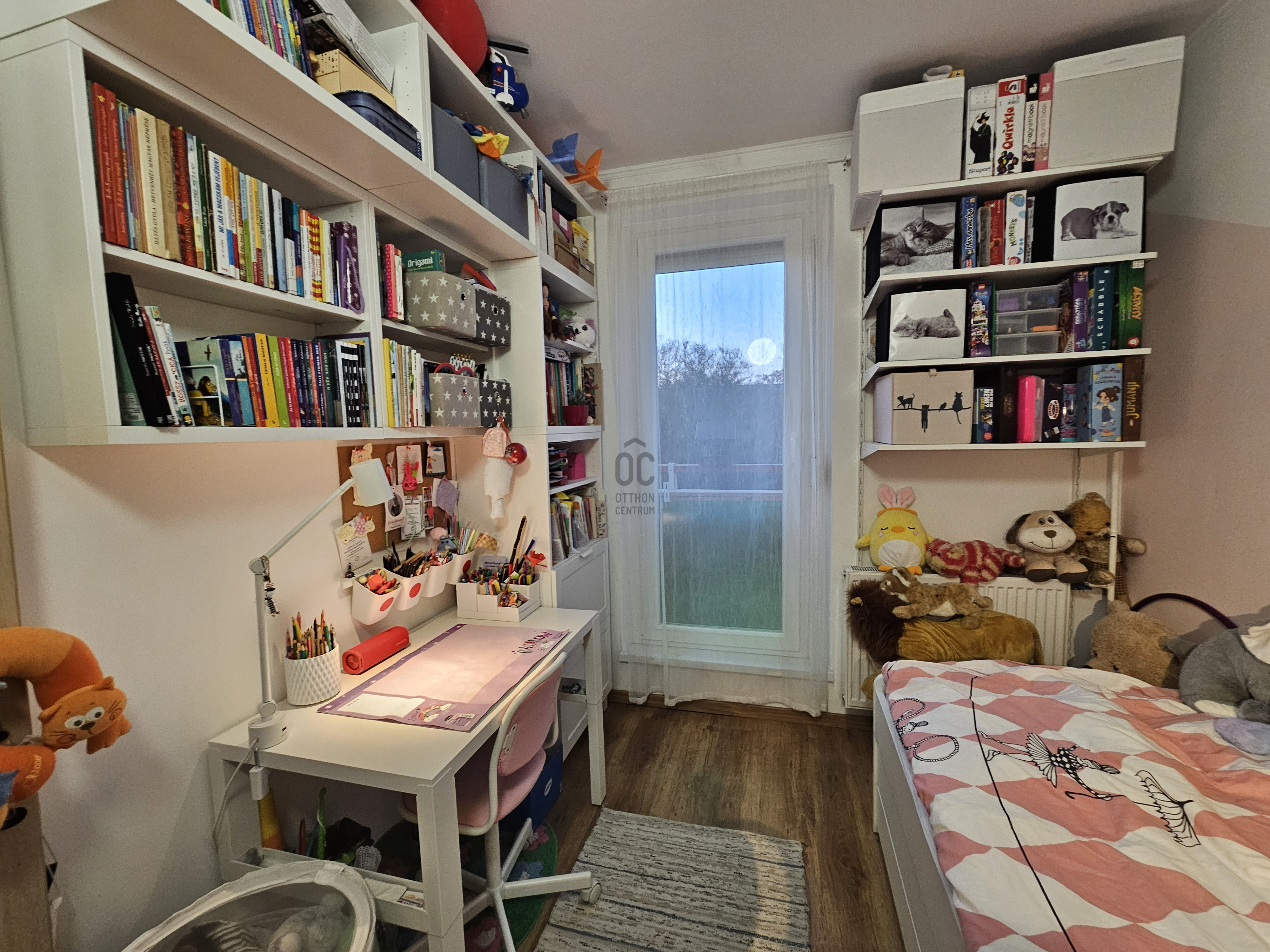 Gallery zoom image