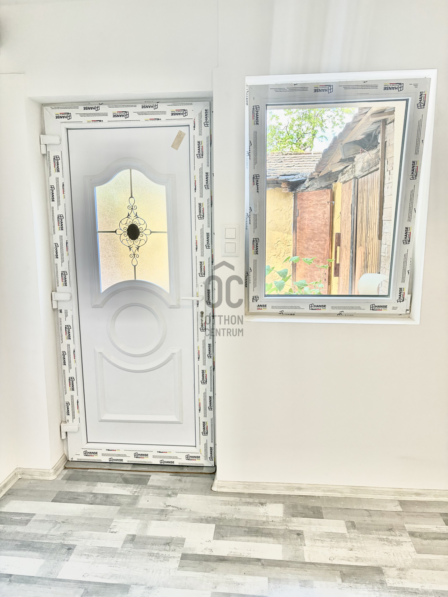 Gallery zoom image