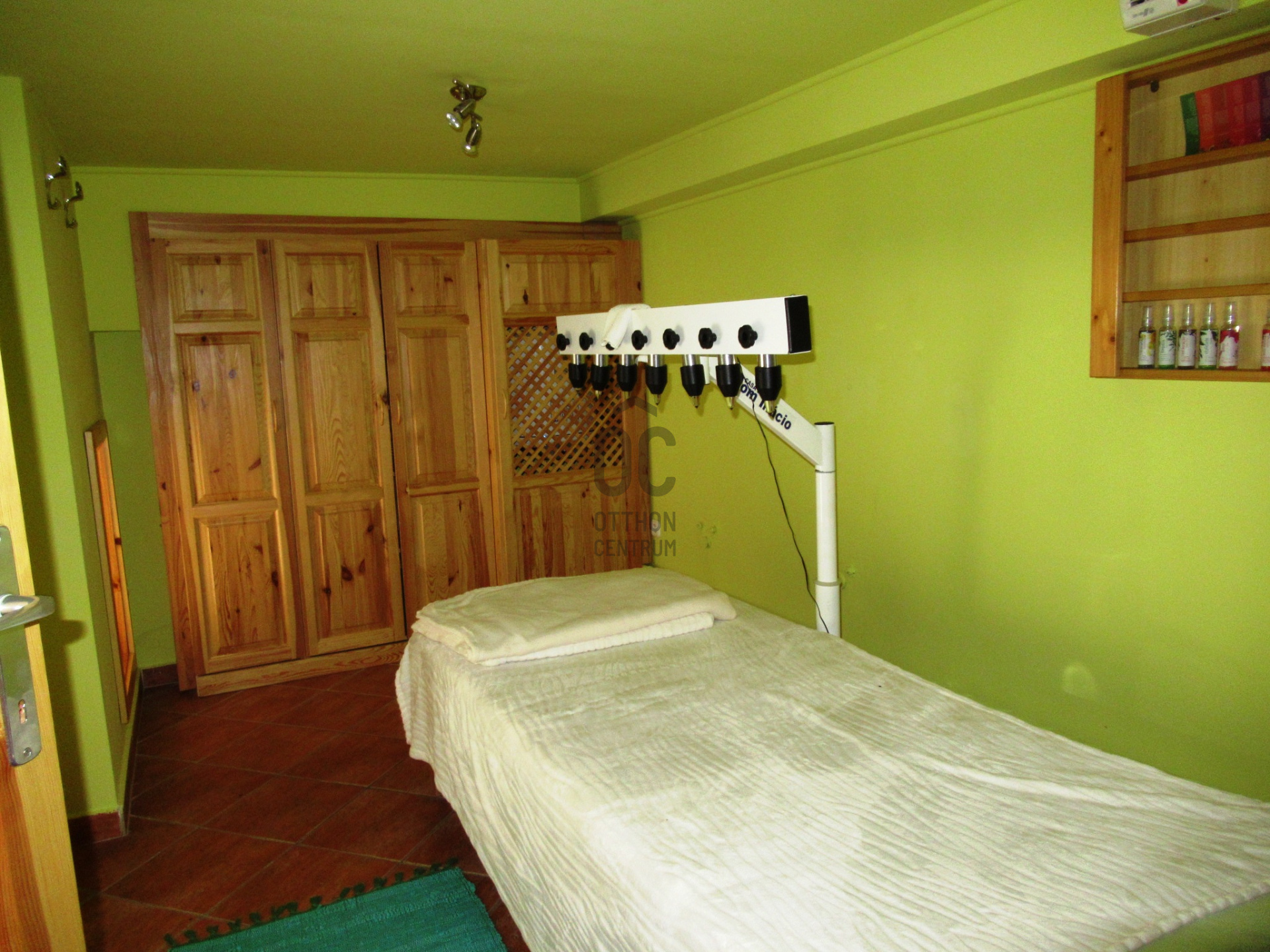 Gallery zoom image