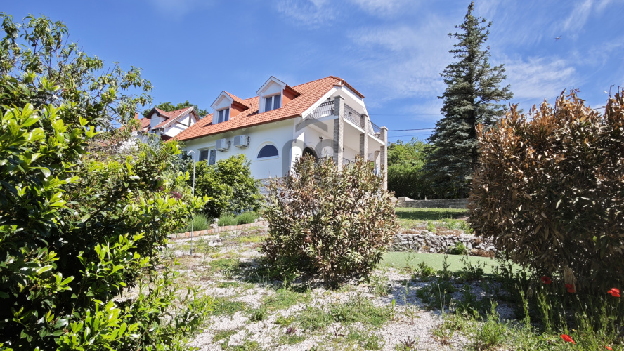 4 bed · 140m² · Nyaraló · 163.000.000 Ft