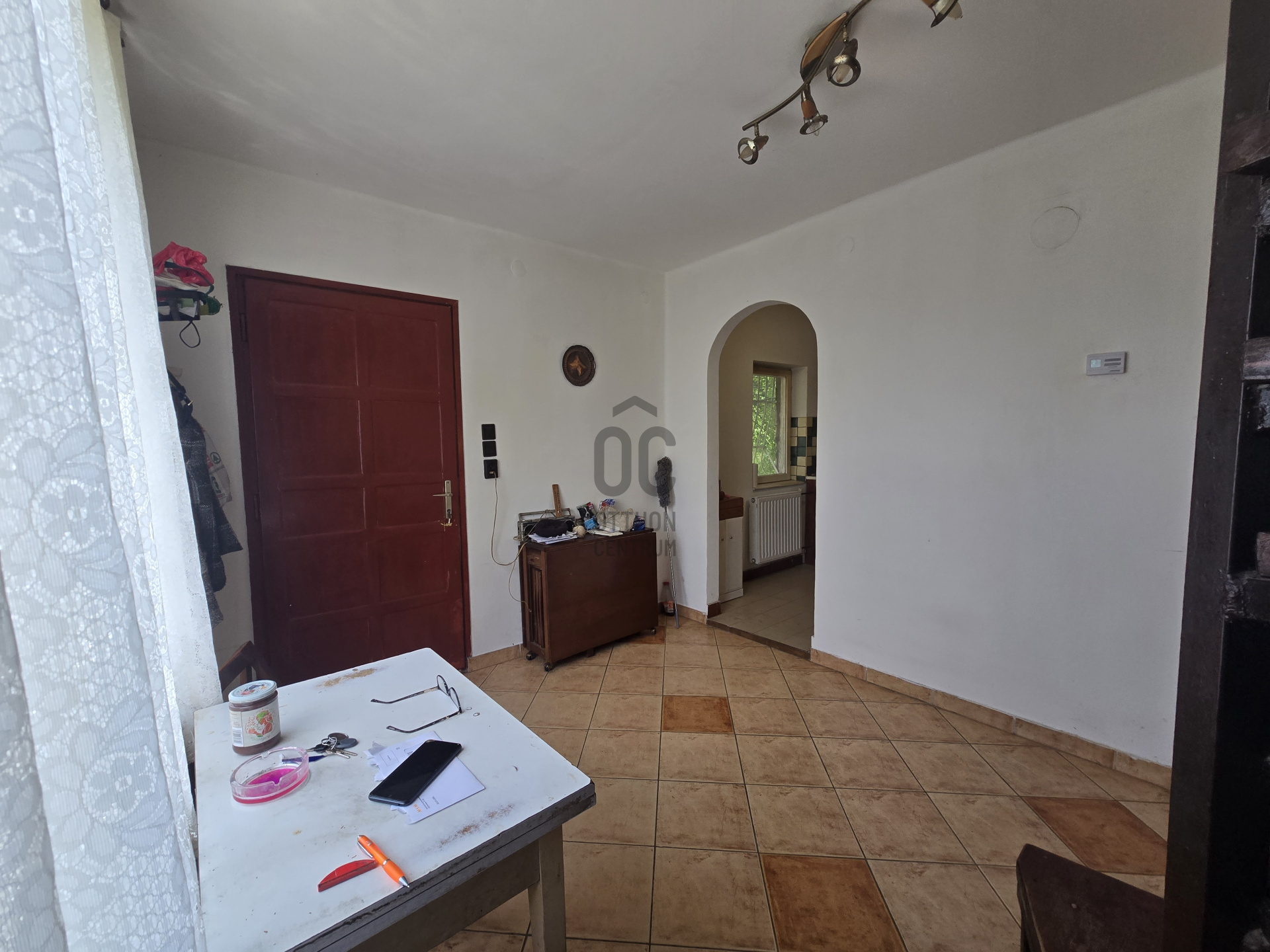 Gallery zoom image