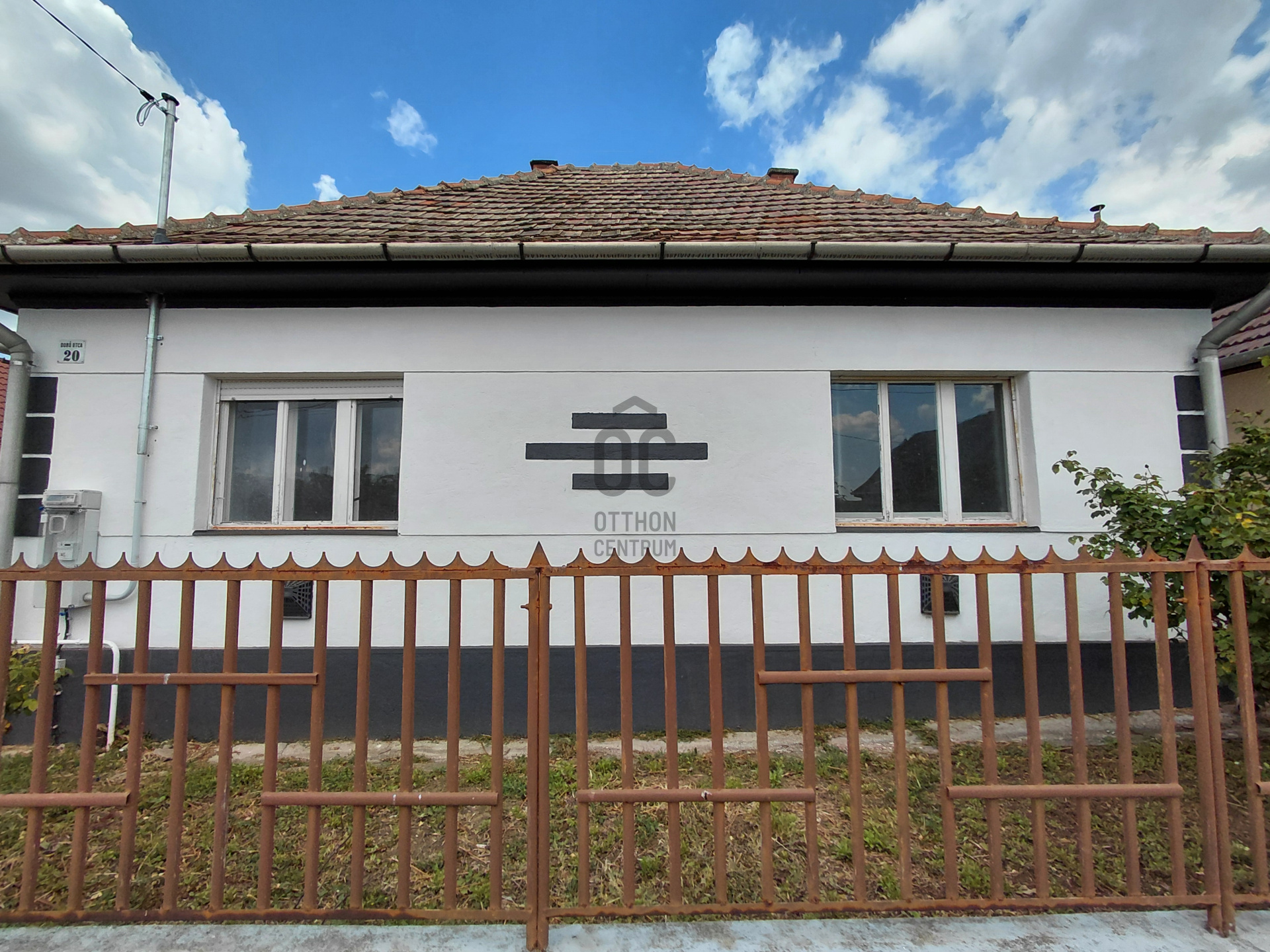 Gallery zoom image