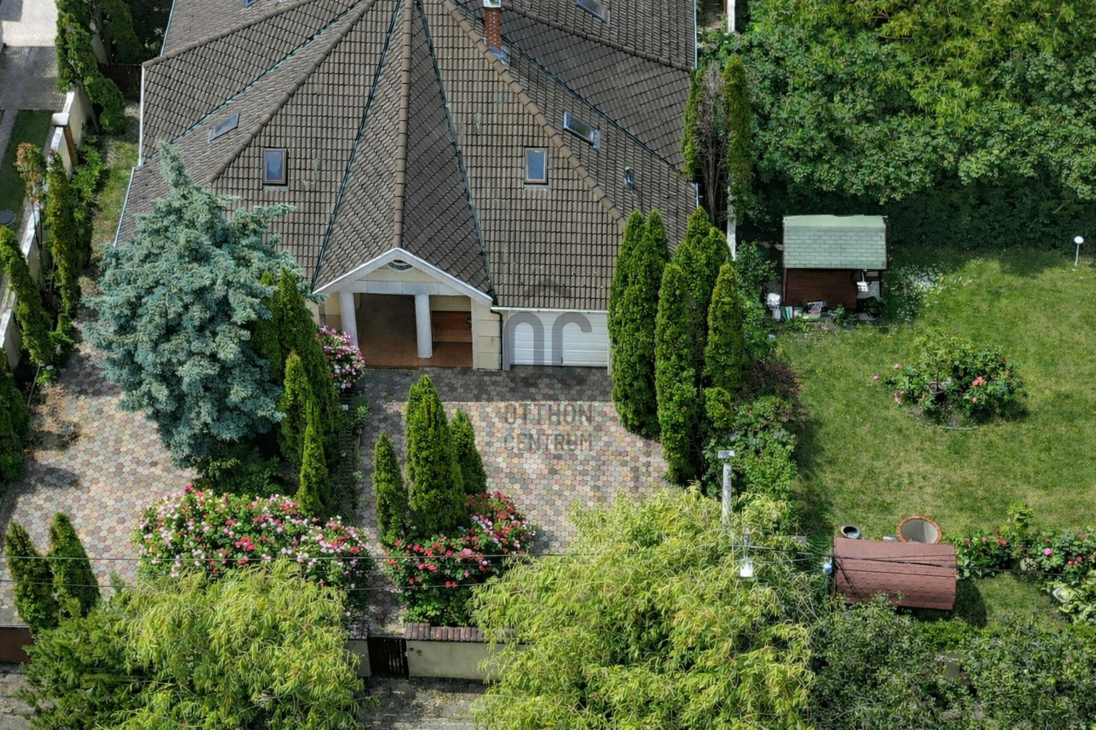 Gallery zoom image
