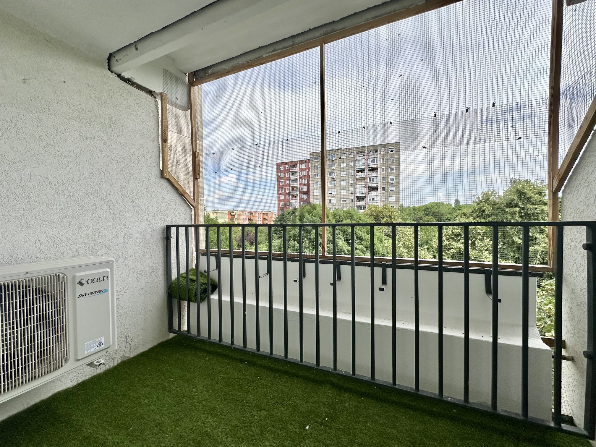 Gallery zoom image