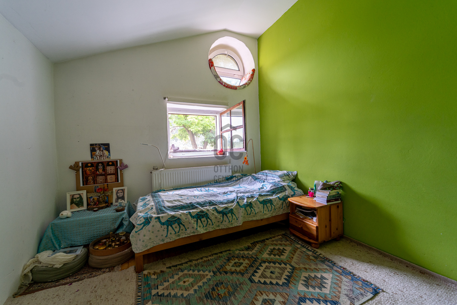 Gallery zoom image