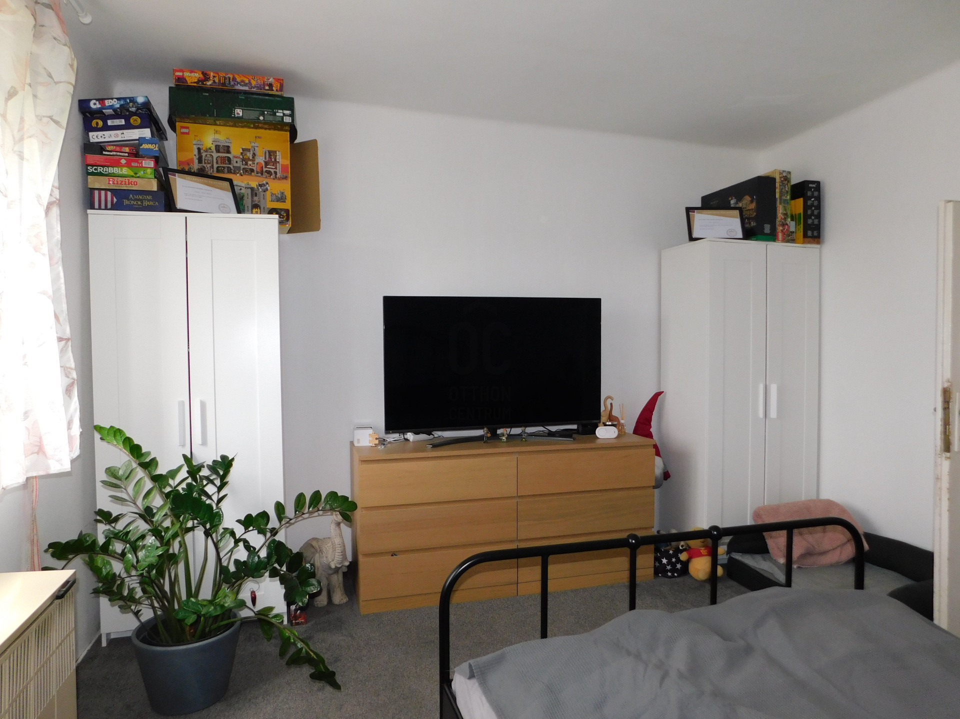 Gallery zoom image