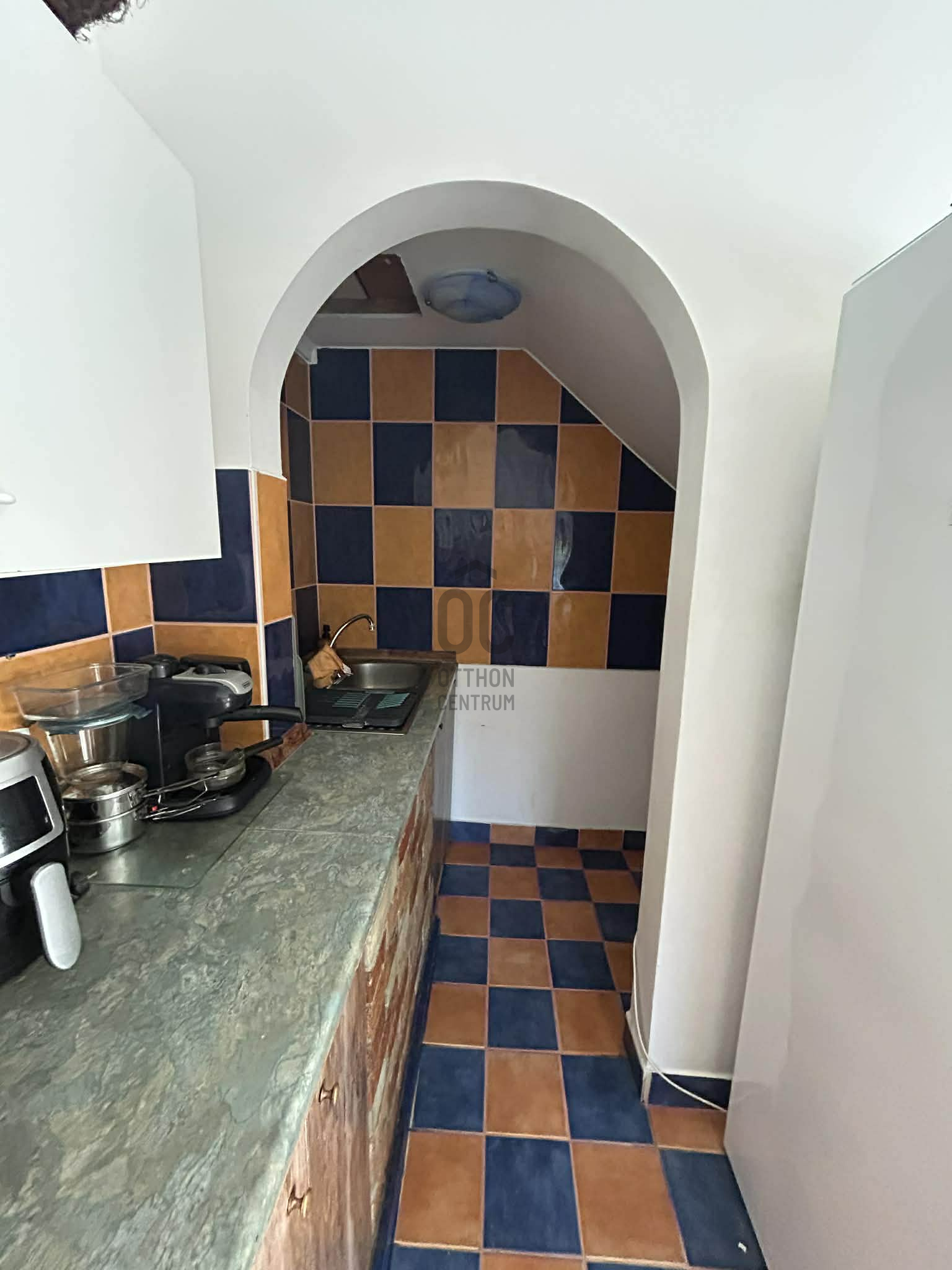 Gallery zoom image