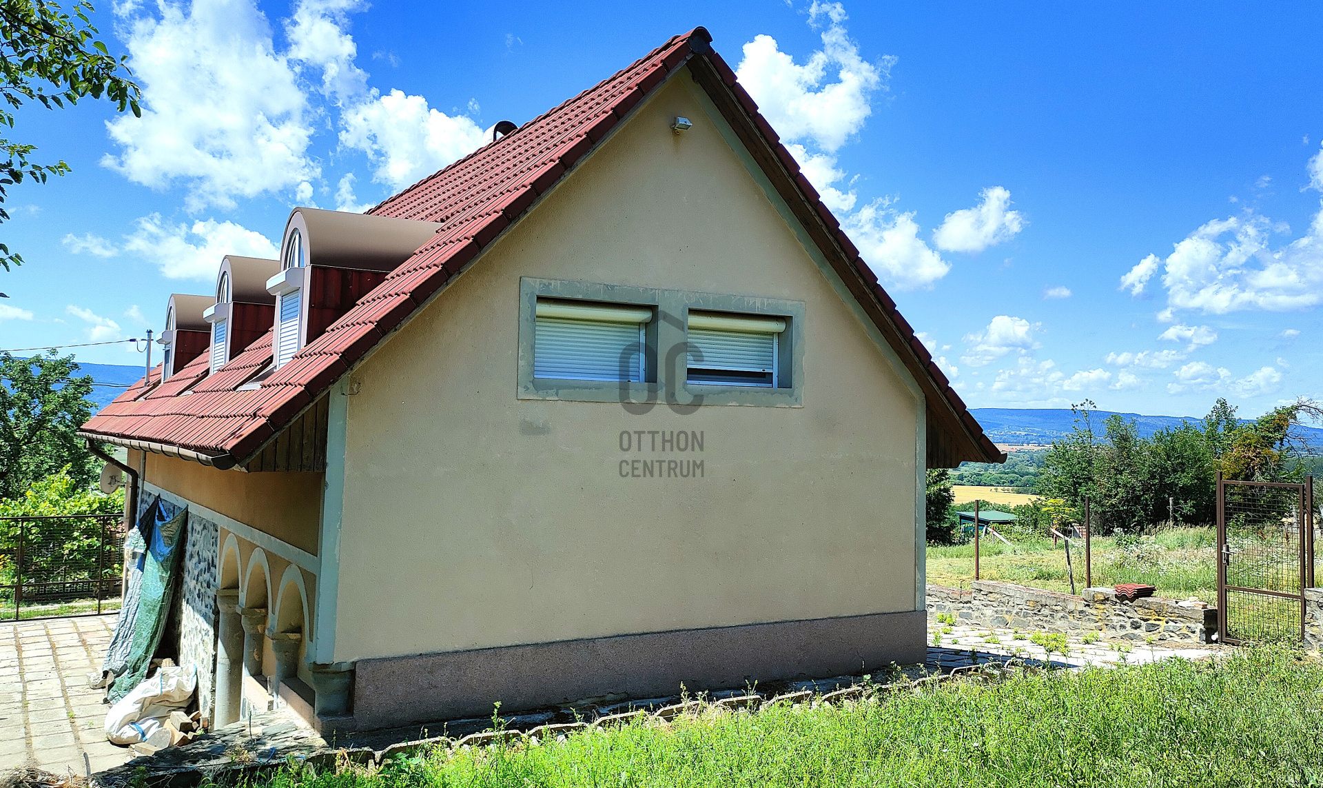 Gallery zoom image