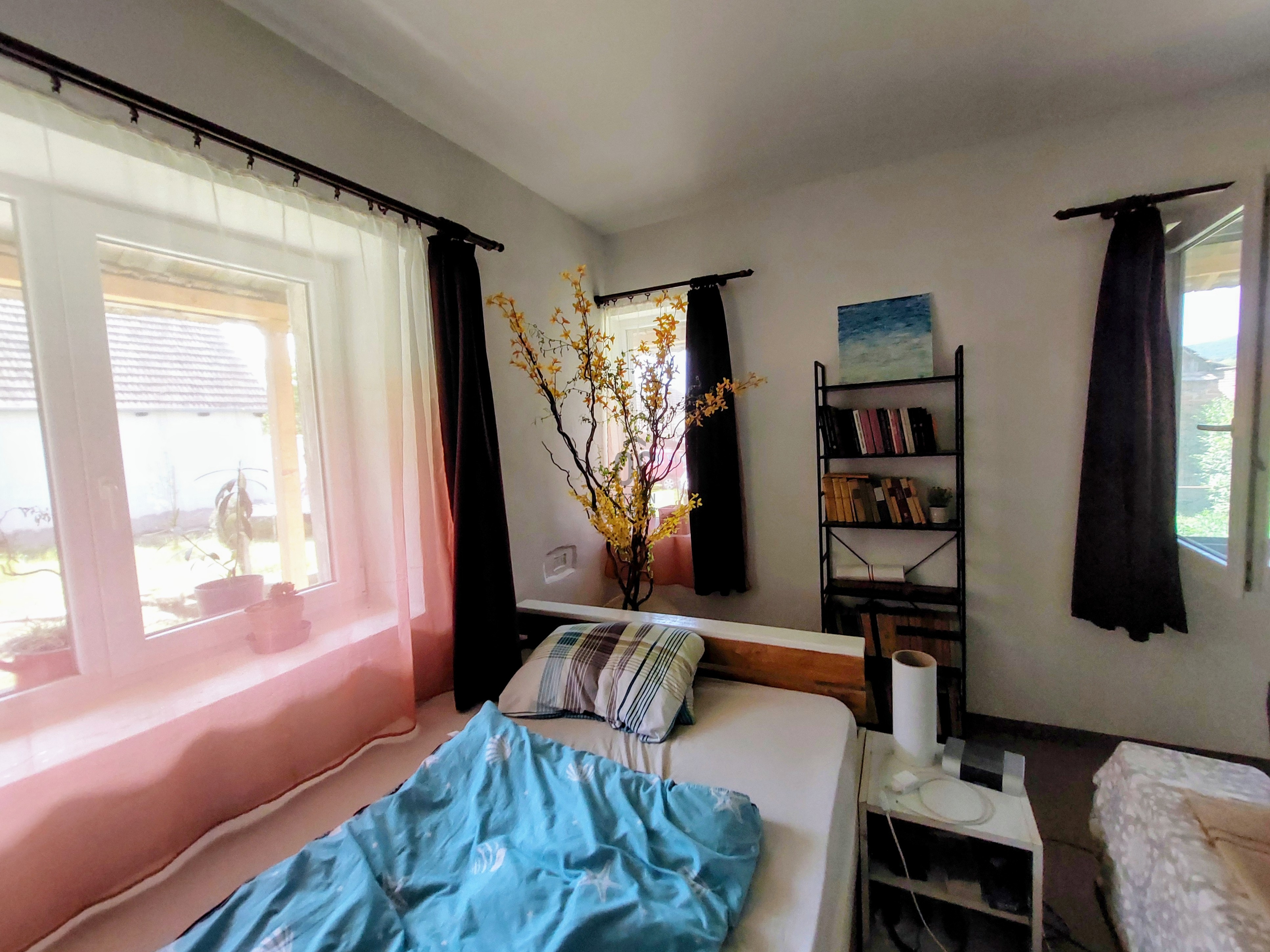Gallery zoom image