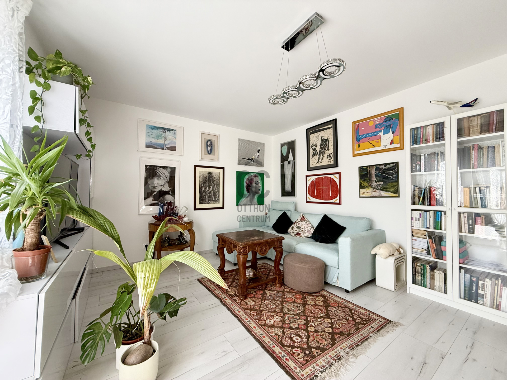 Gallery zoom image