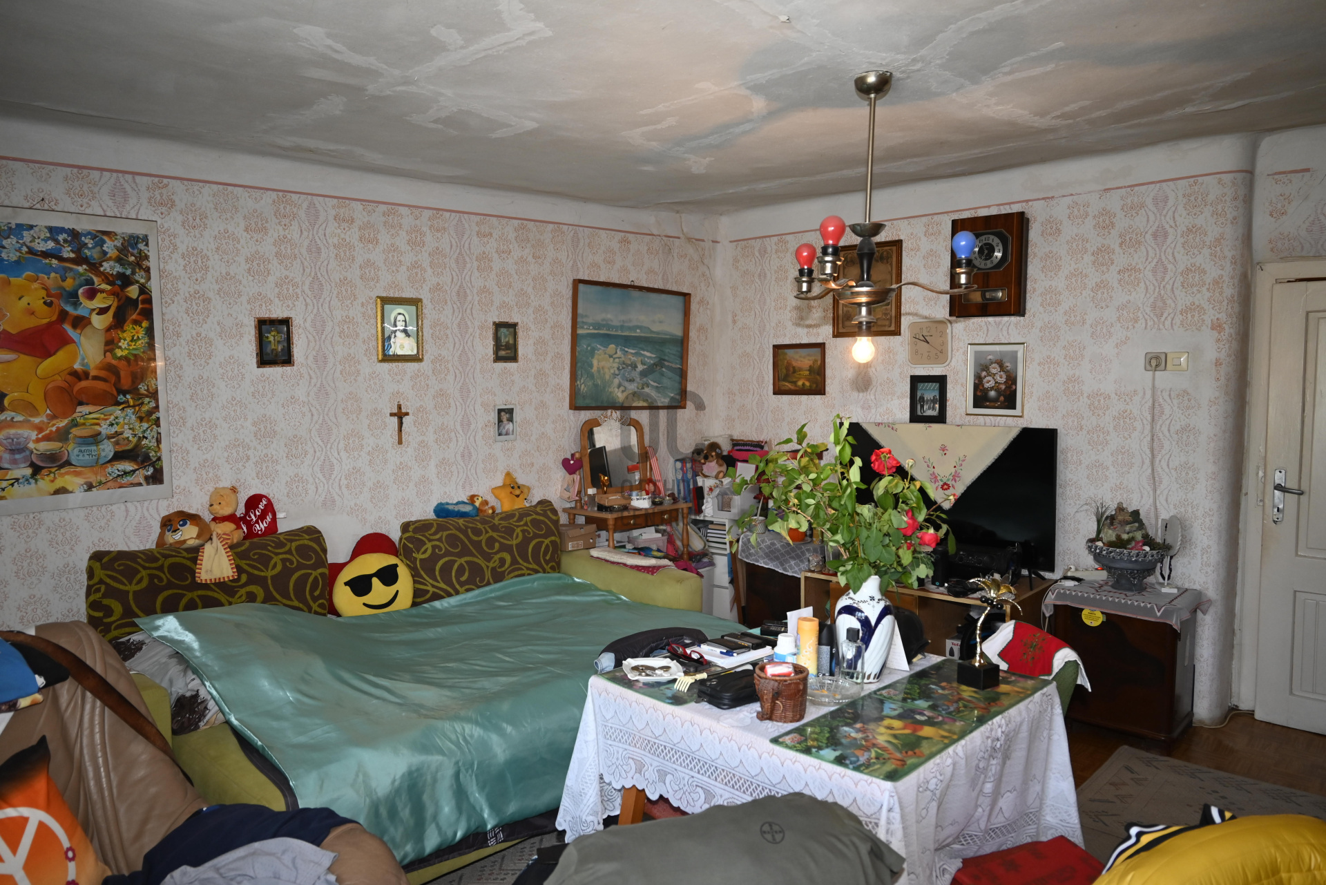 Gallery zoom image