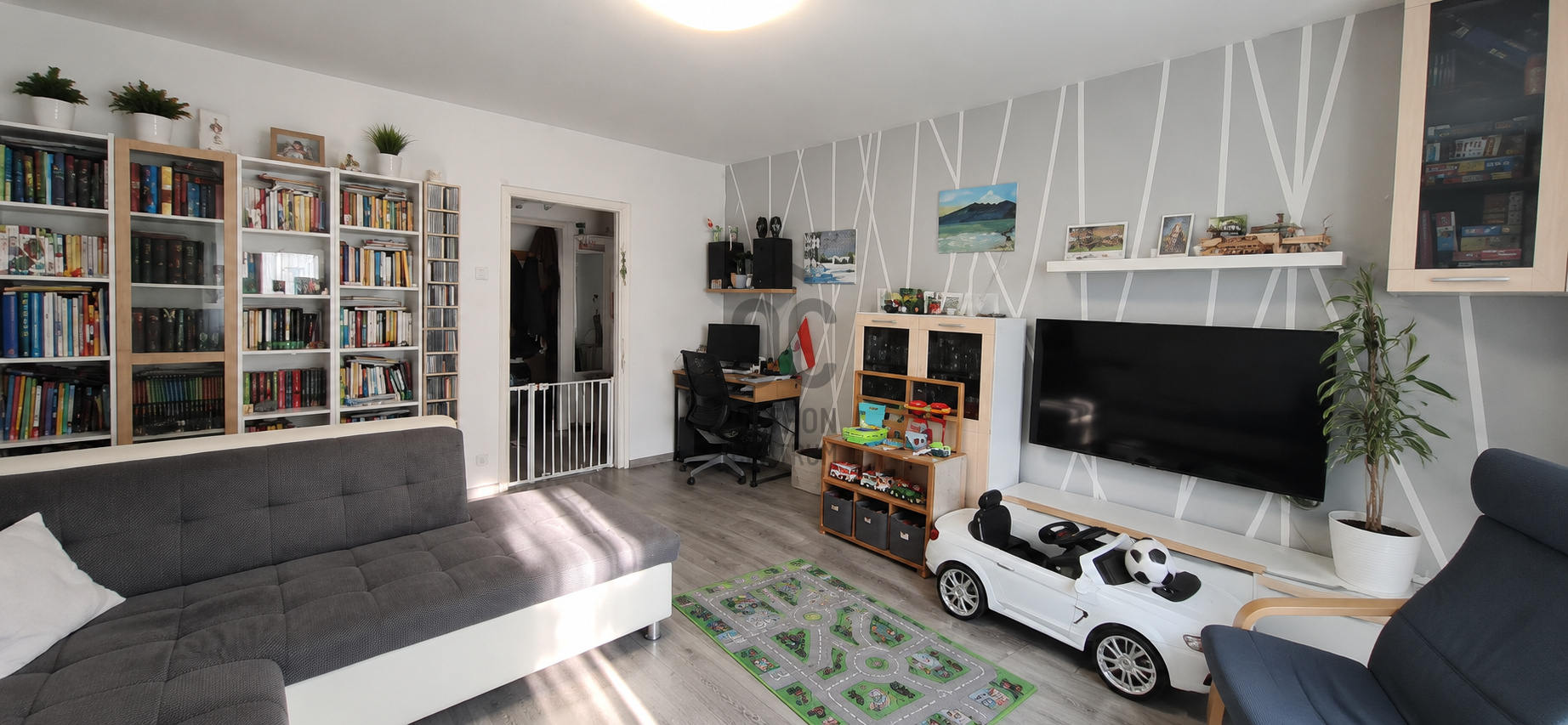 Gallery zoom image