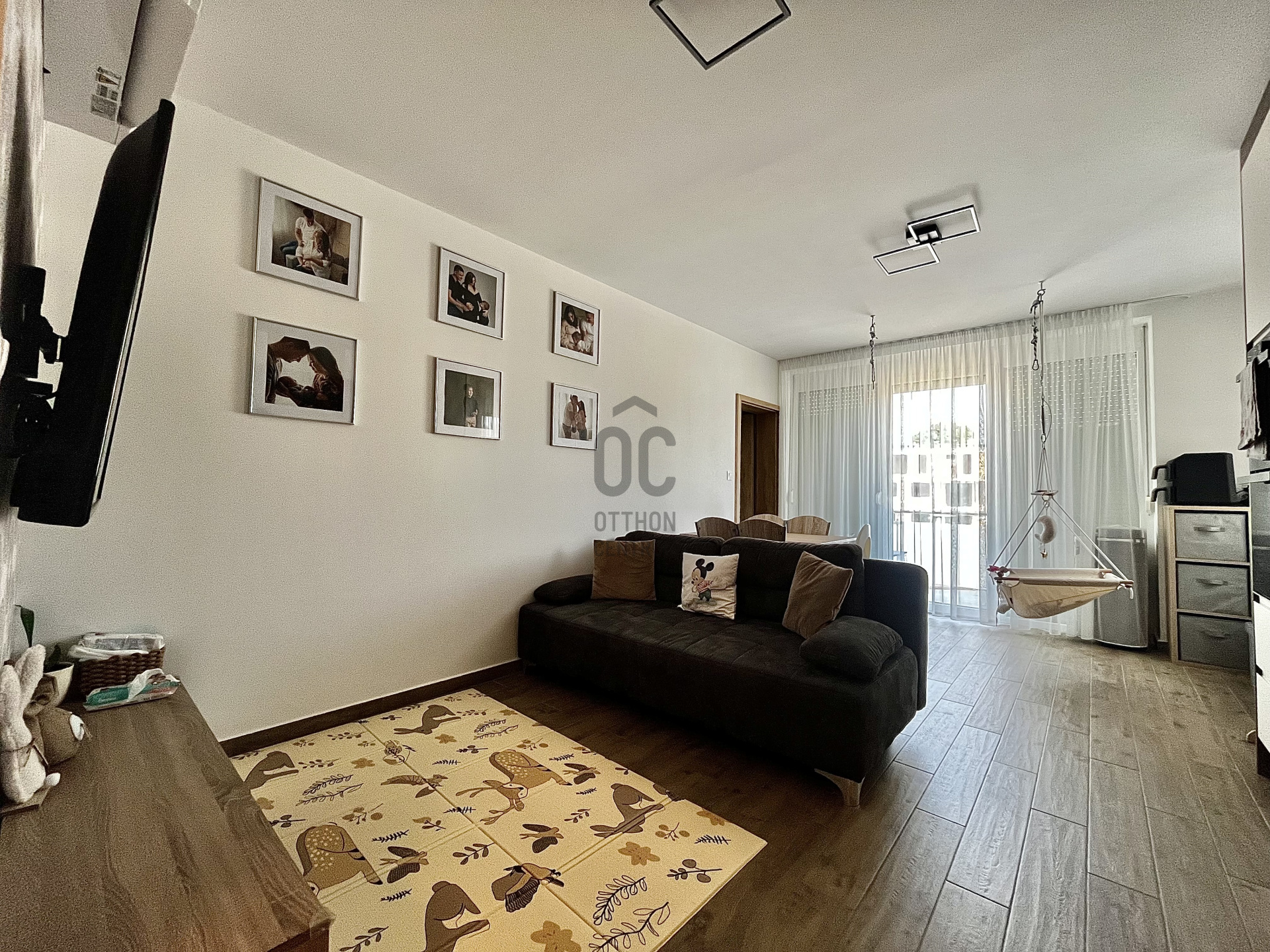 Gallery zoom image