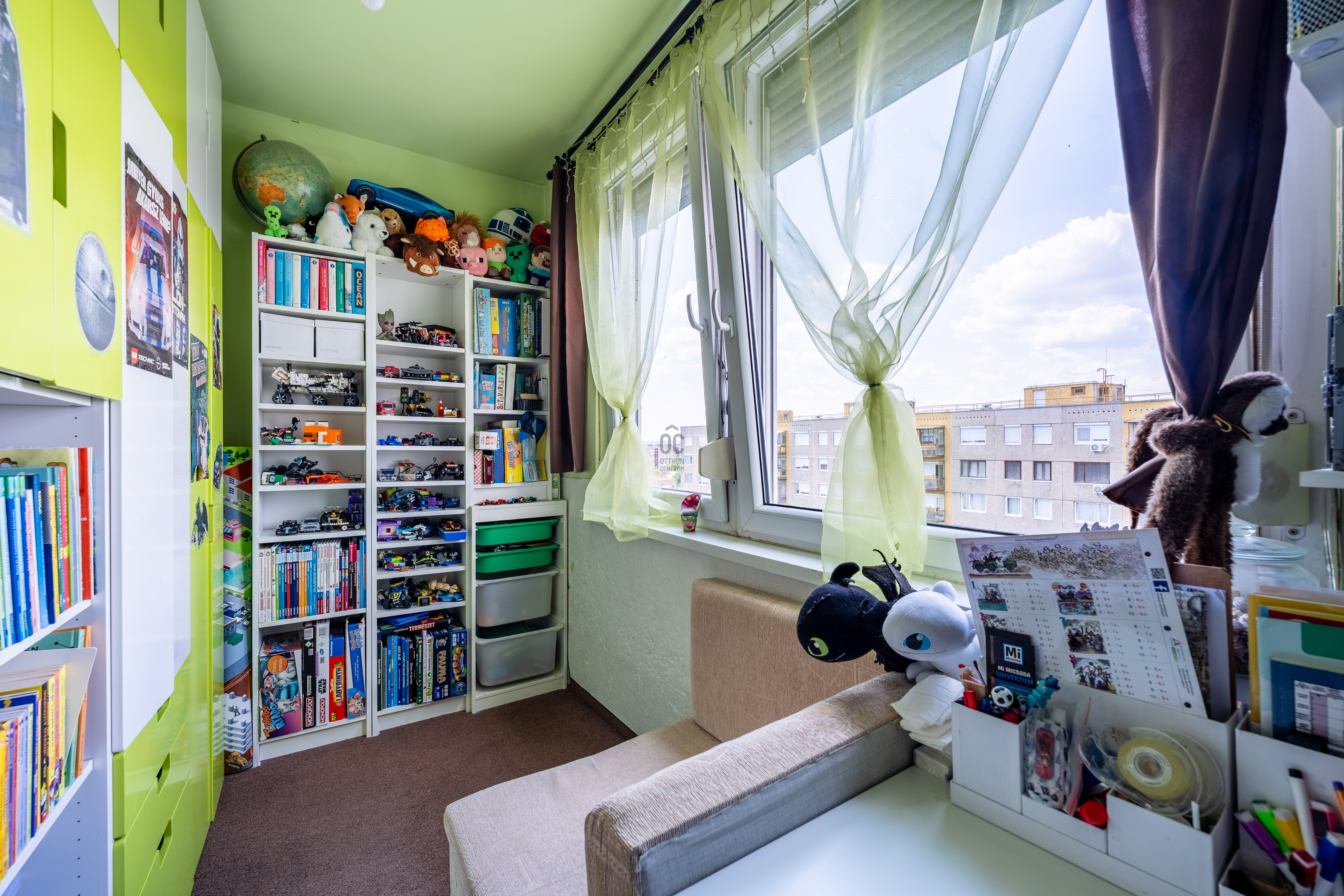 Gallery zoom image