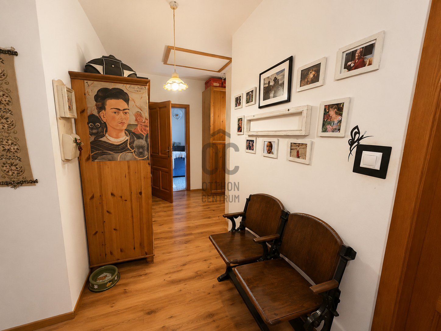 Gallery zoom image