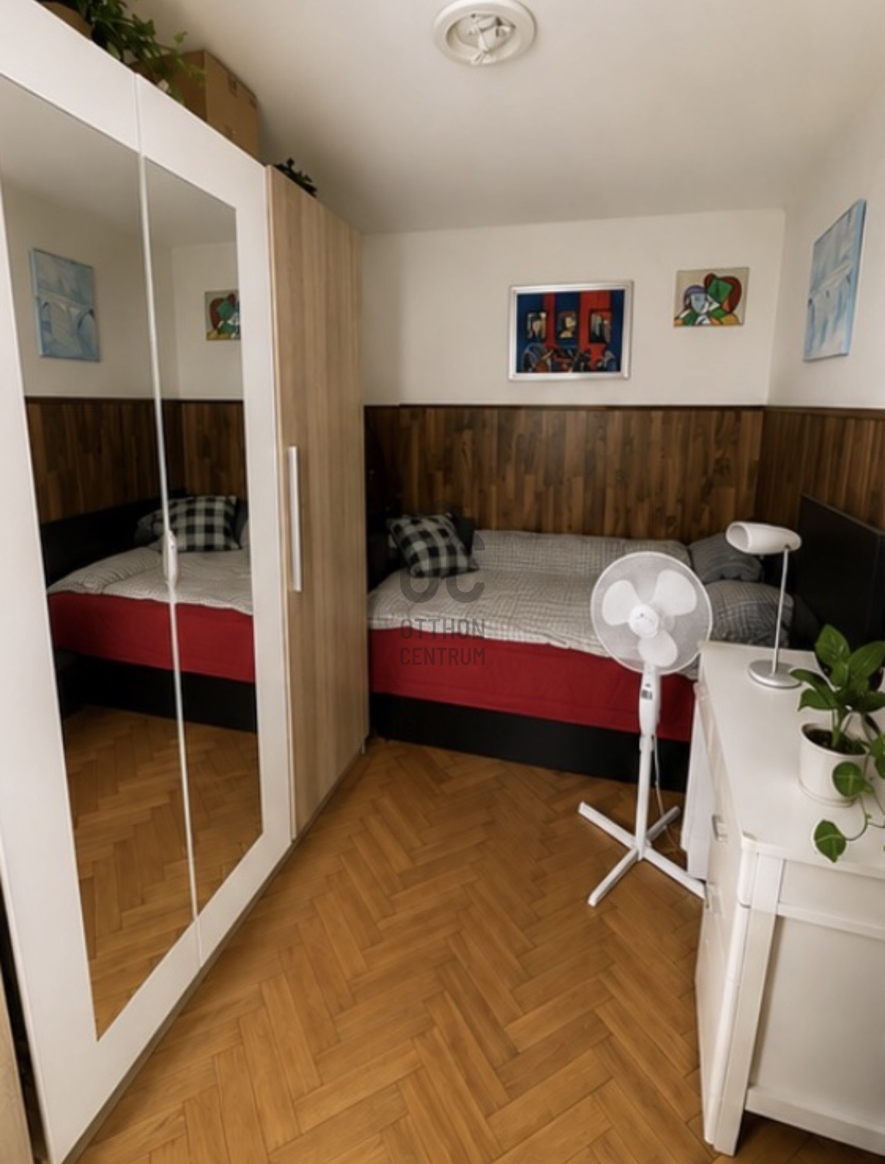 Gallery zoom image