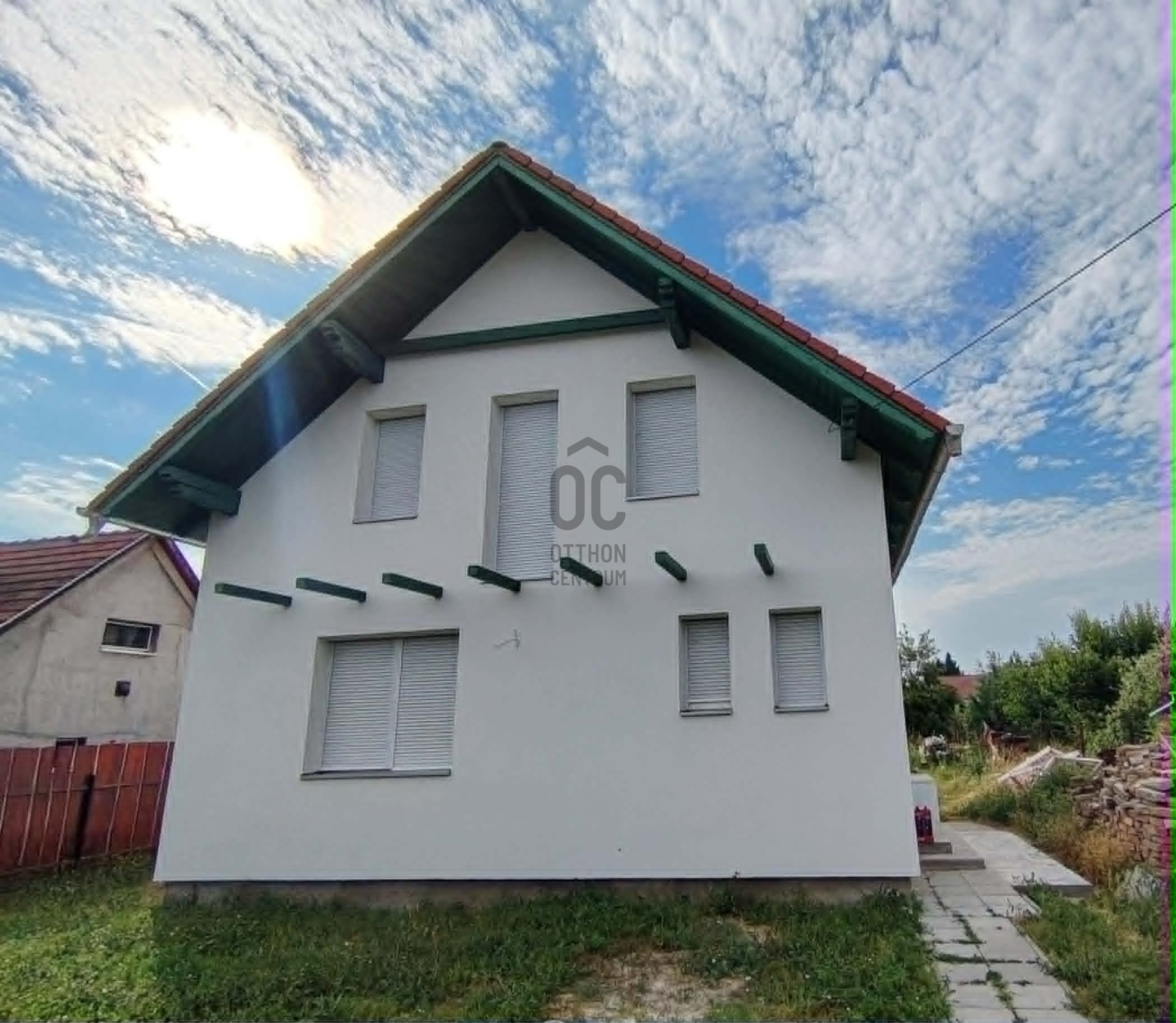 Gallery zoom image