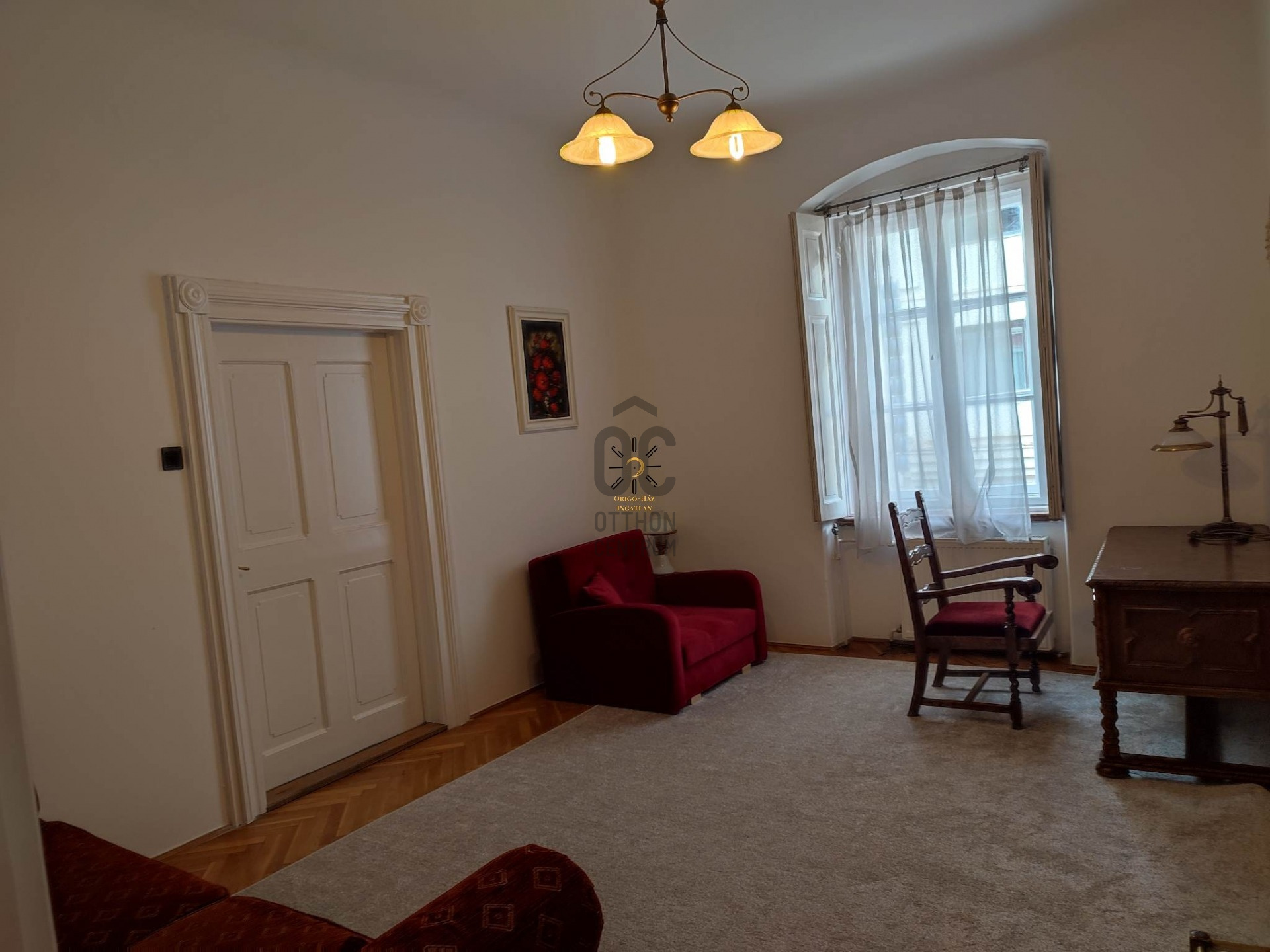 Gallery zoom image