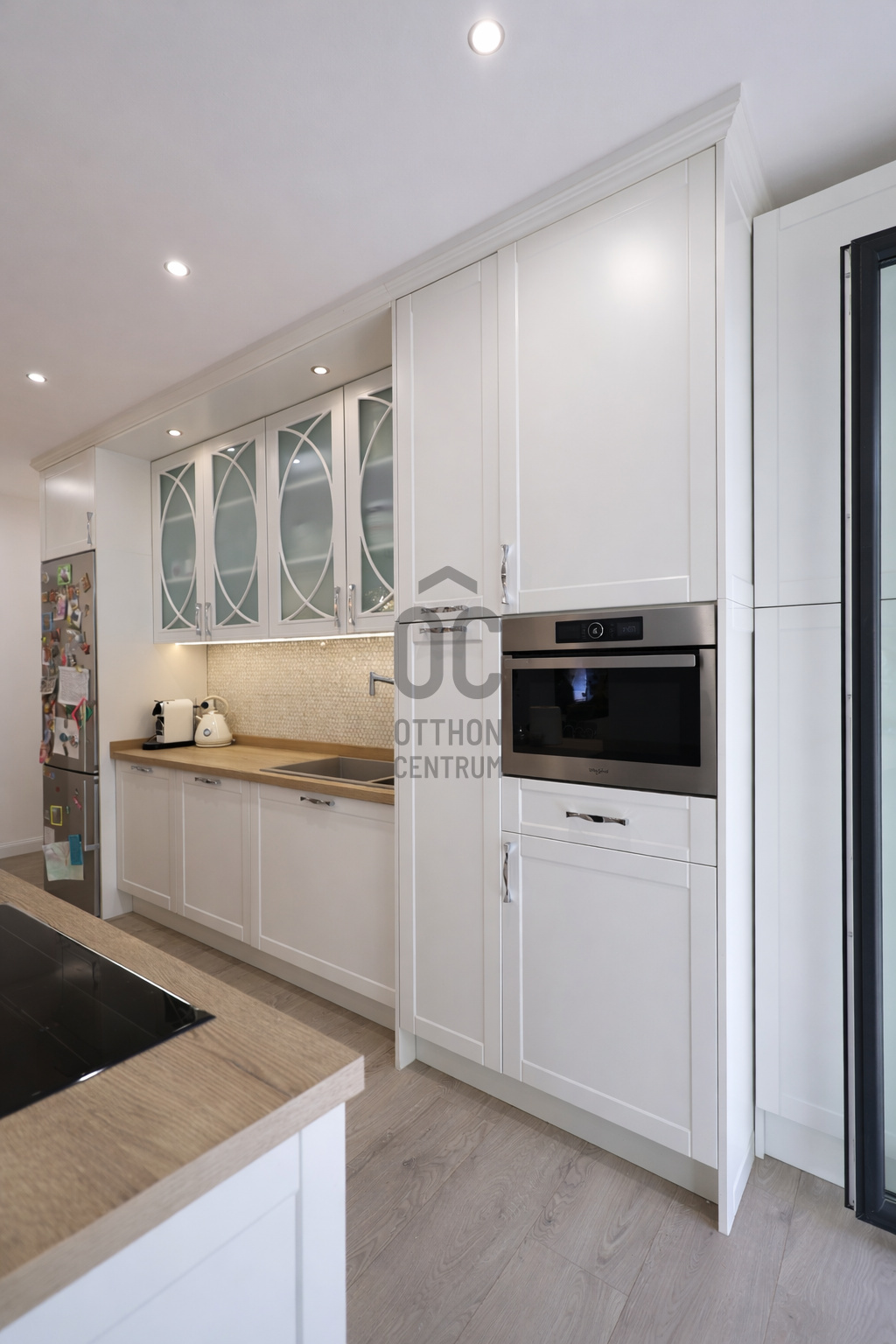 Gallery zoom image