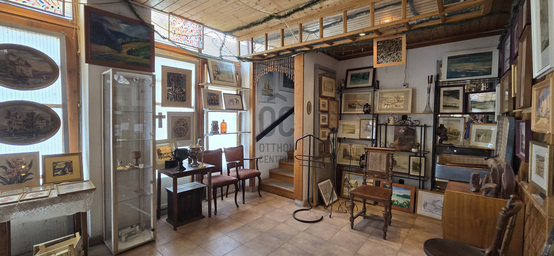 Gallery zoom image
