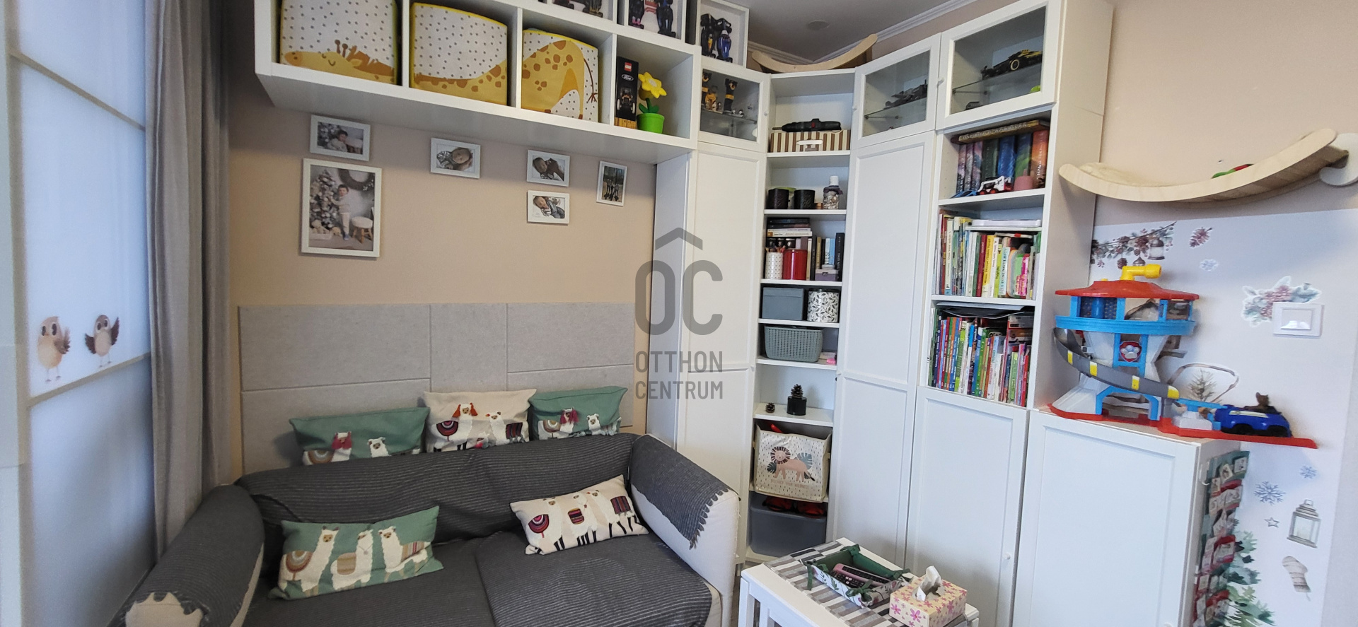 Gallery zoom image