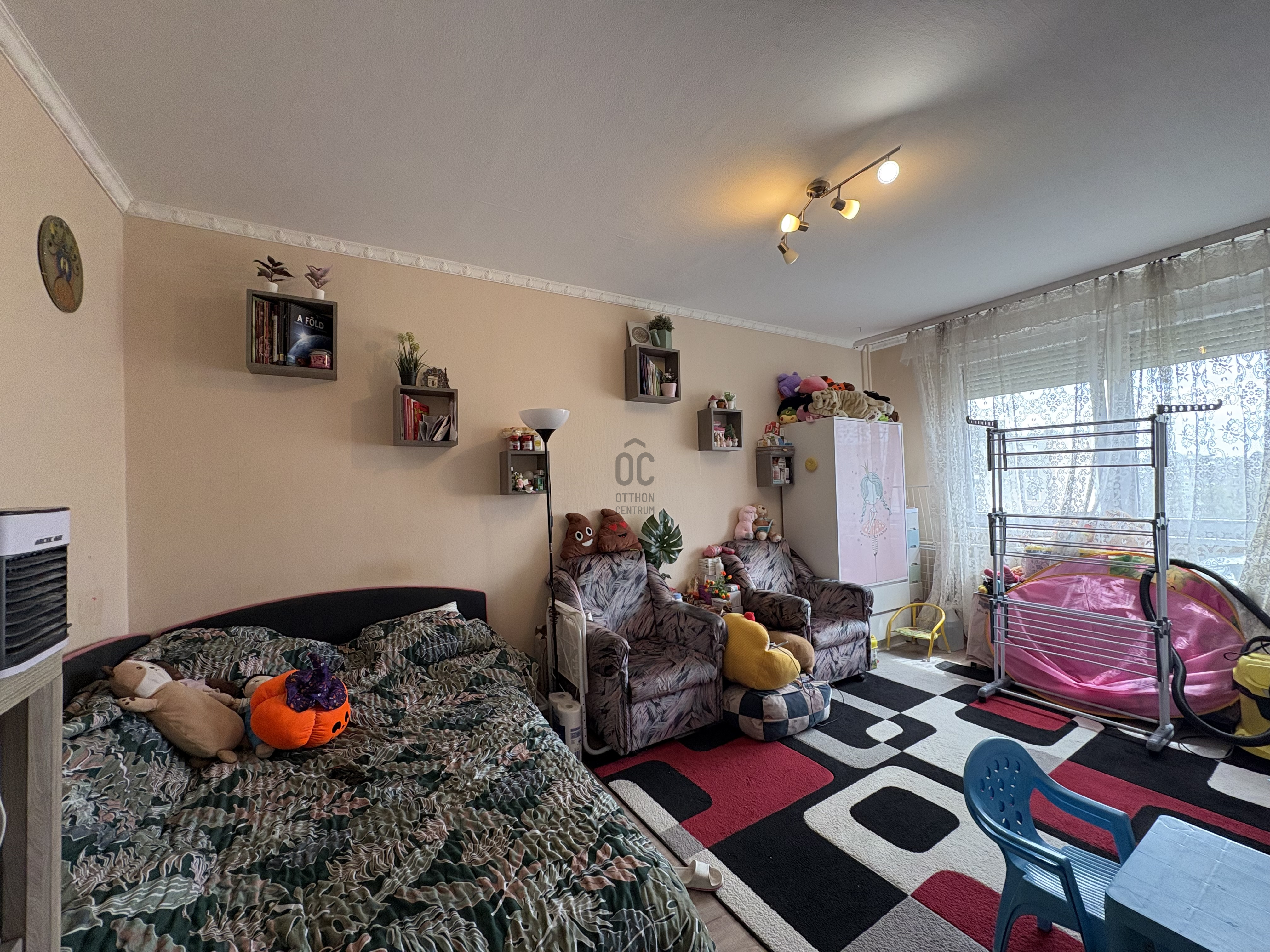 Gallery zoom image