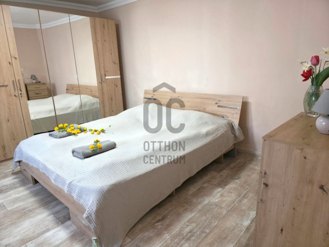 400m² · Üzlethelyiség · 2.399.000 Ft