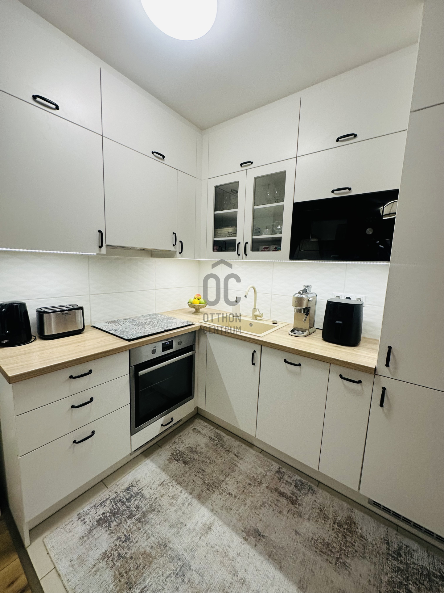 Gallery zoom image