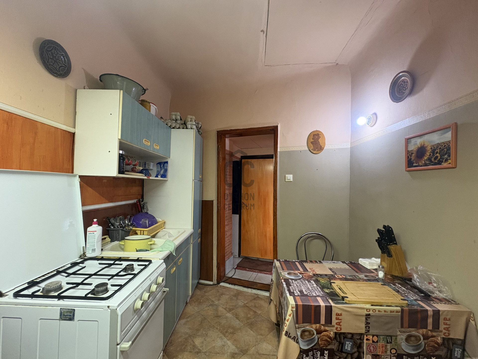 Gallery zoom image