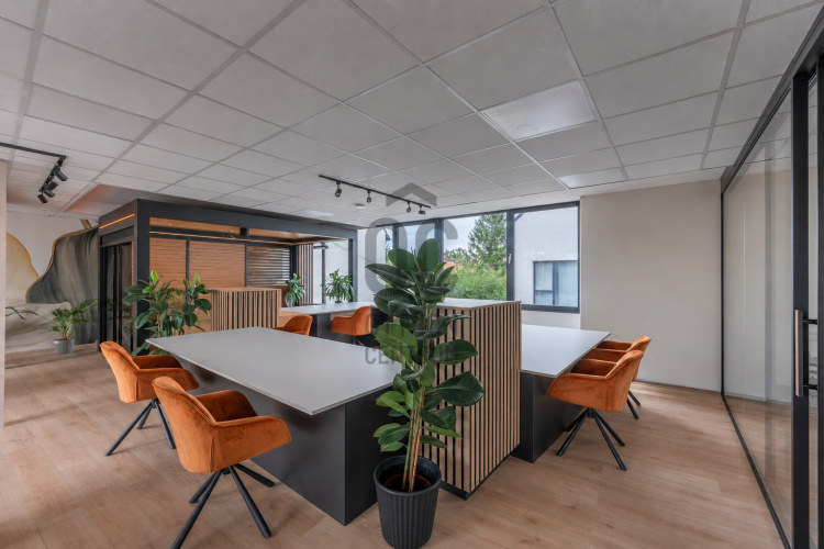821m² · Üzlethelyiség · € 946.140.000