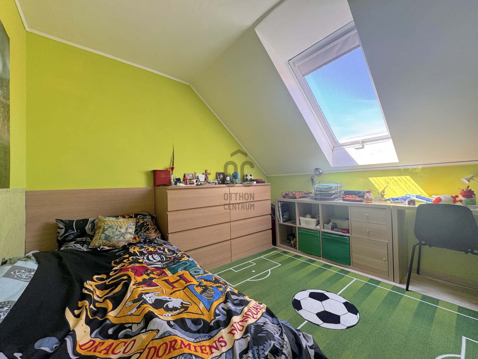 Gallery zoom image
