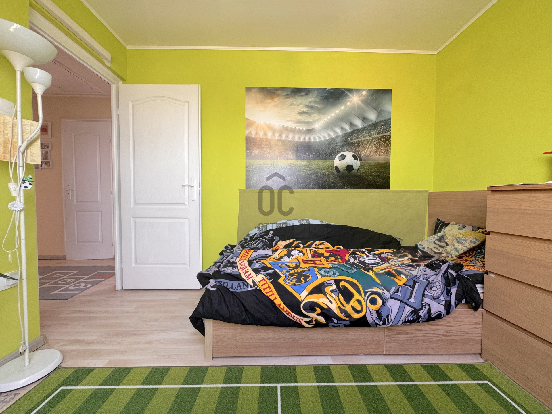 Gallery zoom image