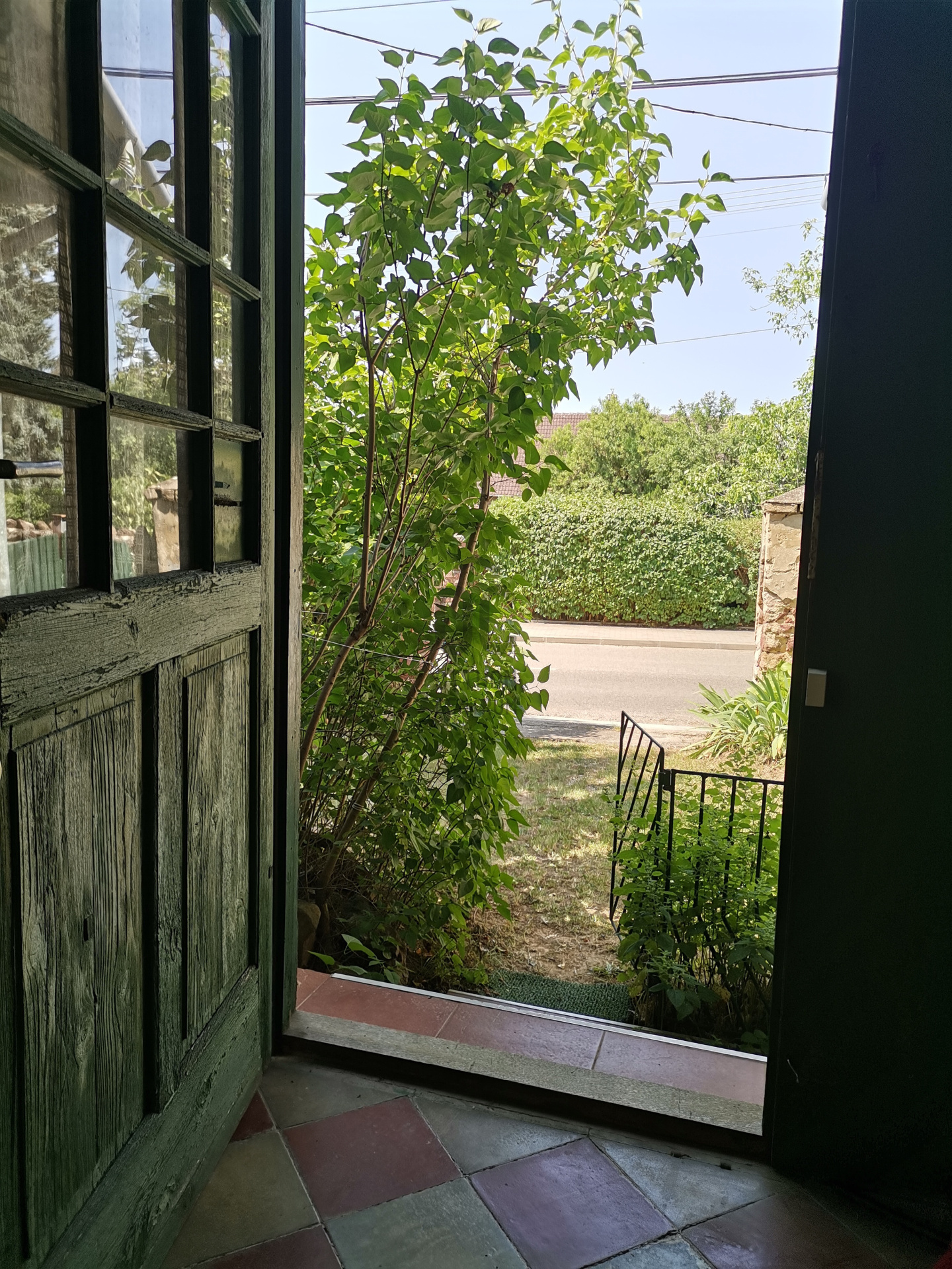 Gallery zoom image