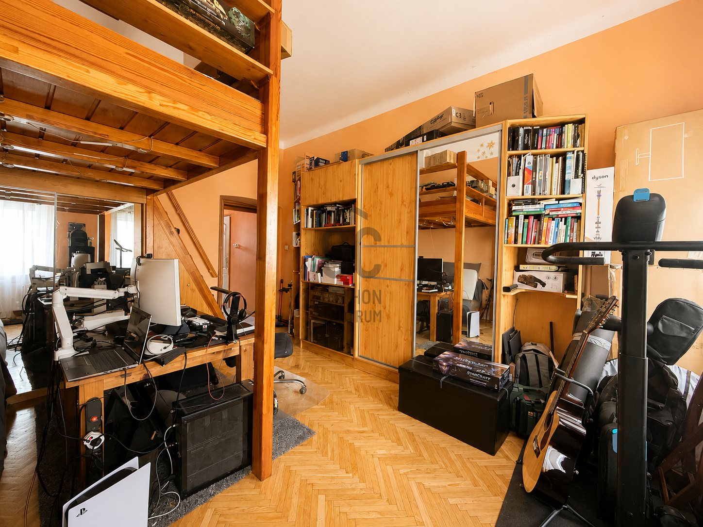 Gallery zoom image