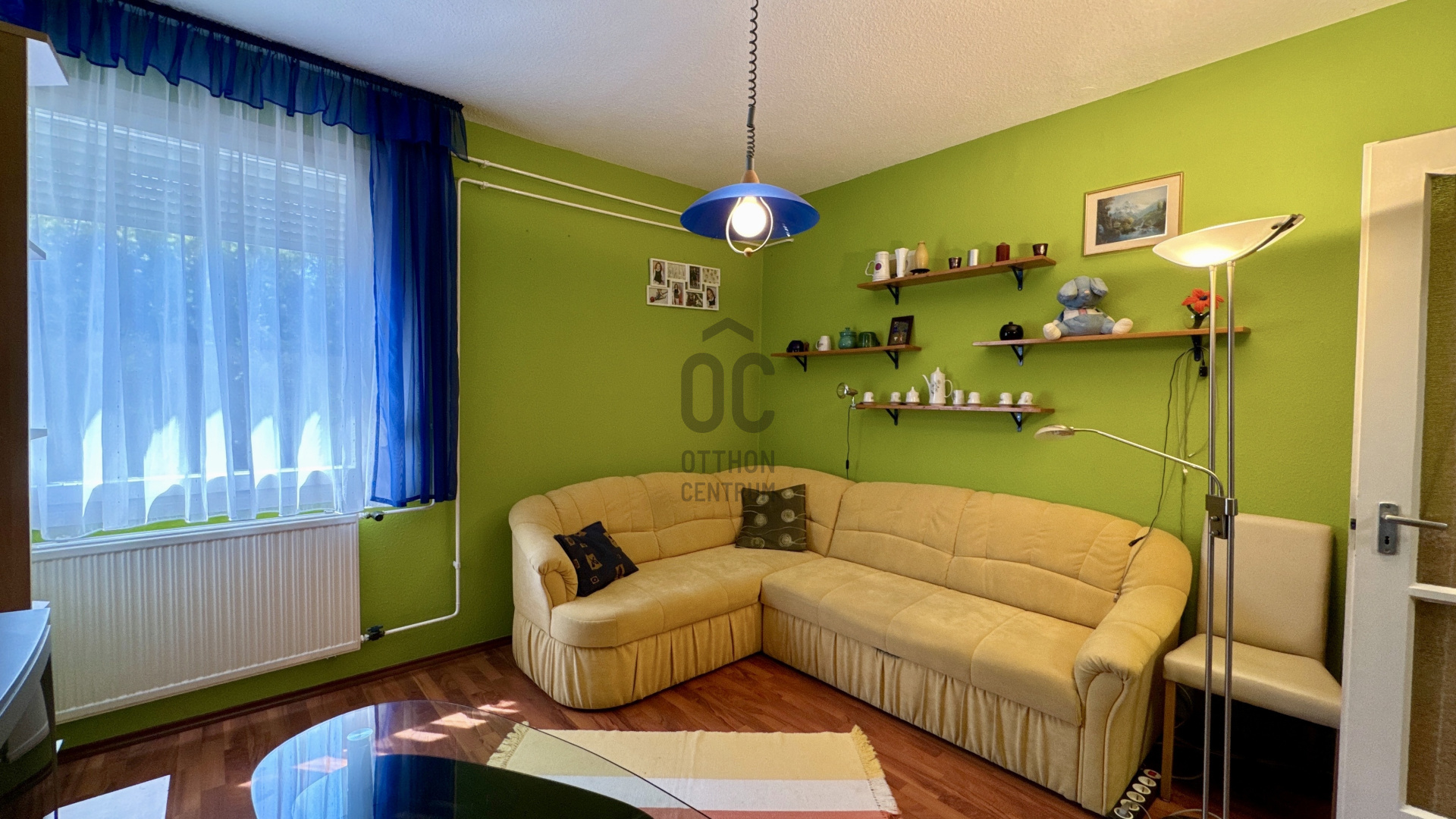 Gallery zoom image
