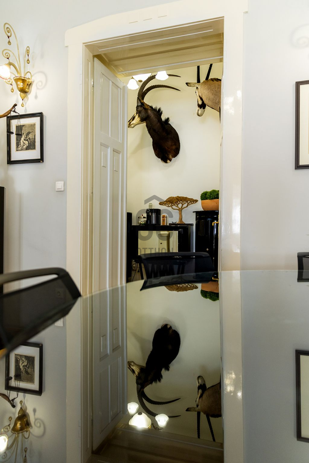 Gallery zoom image