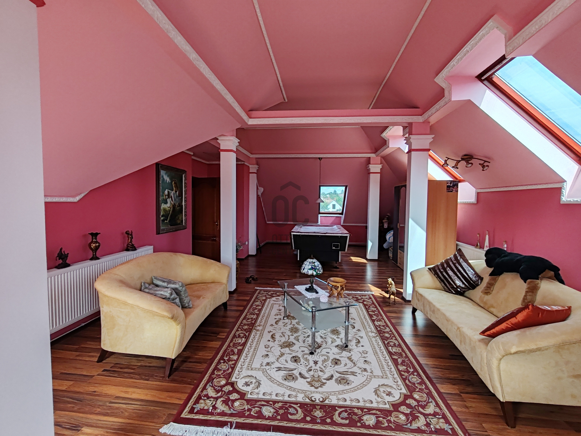 Gallery zoom image