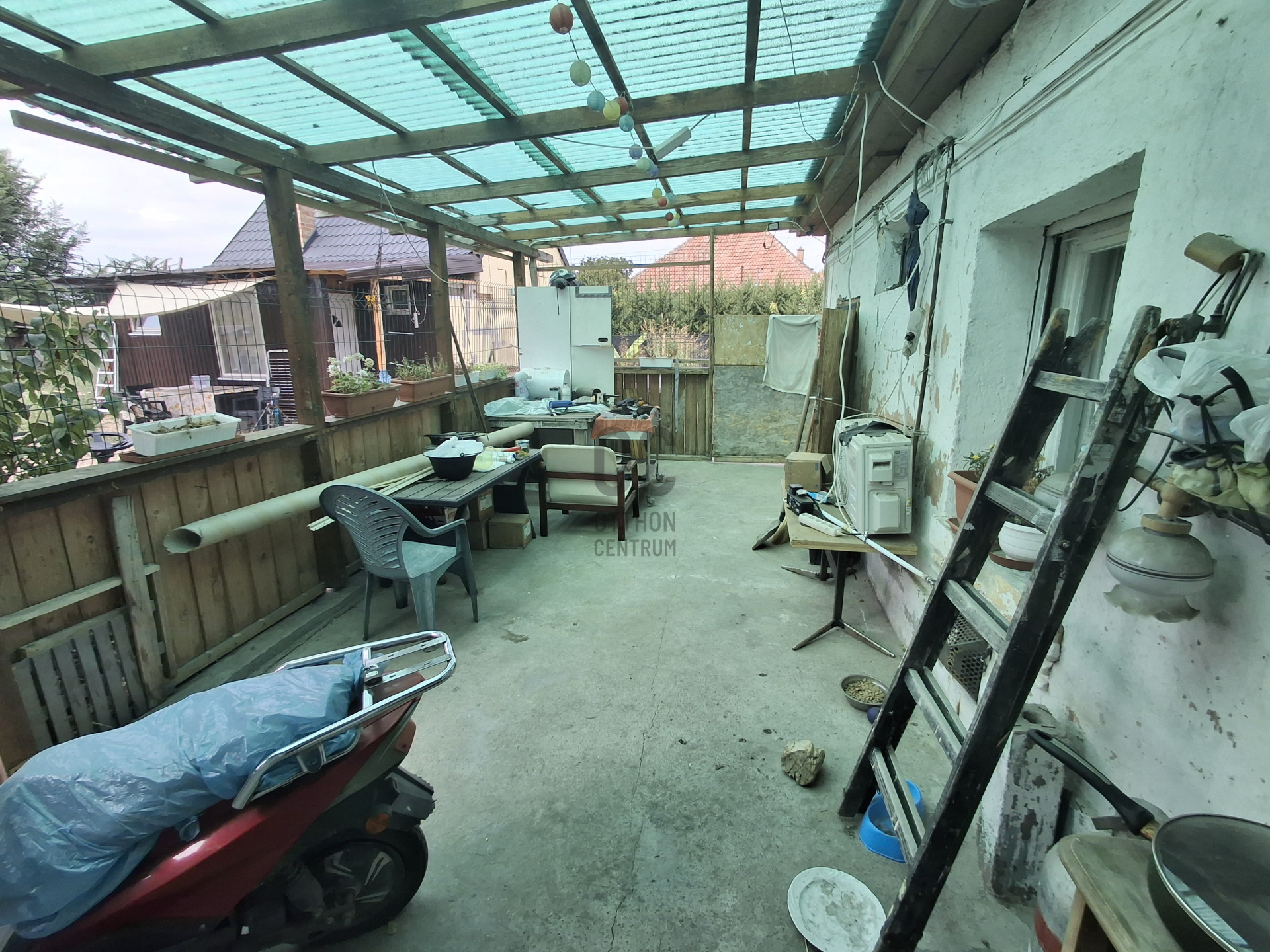 Gallery zoom image