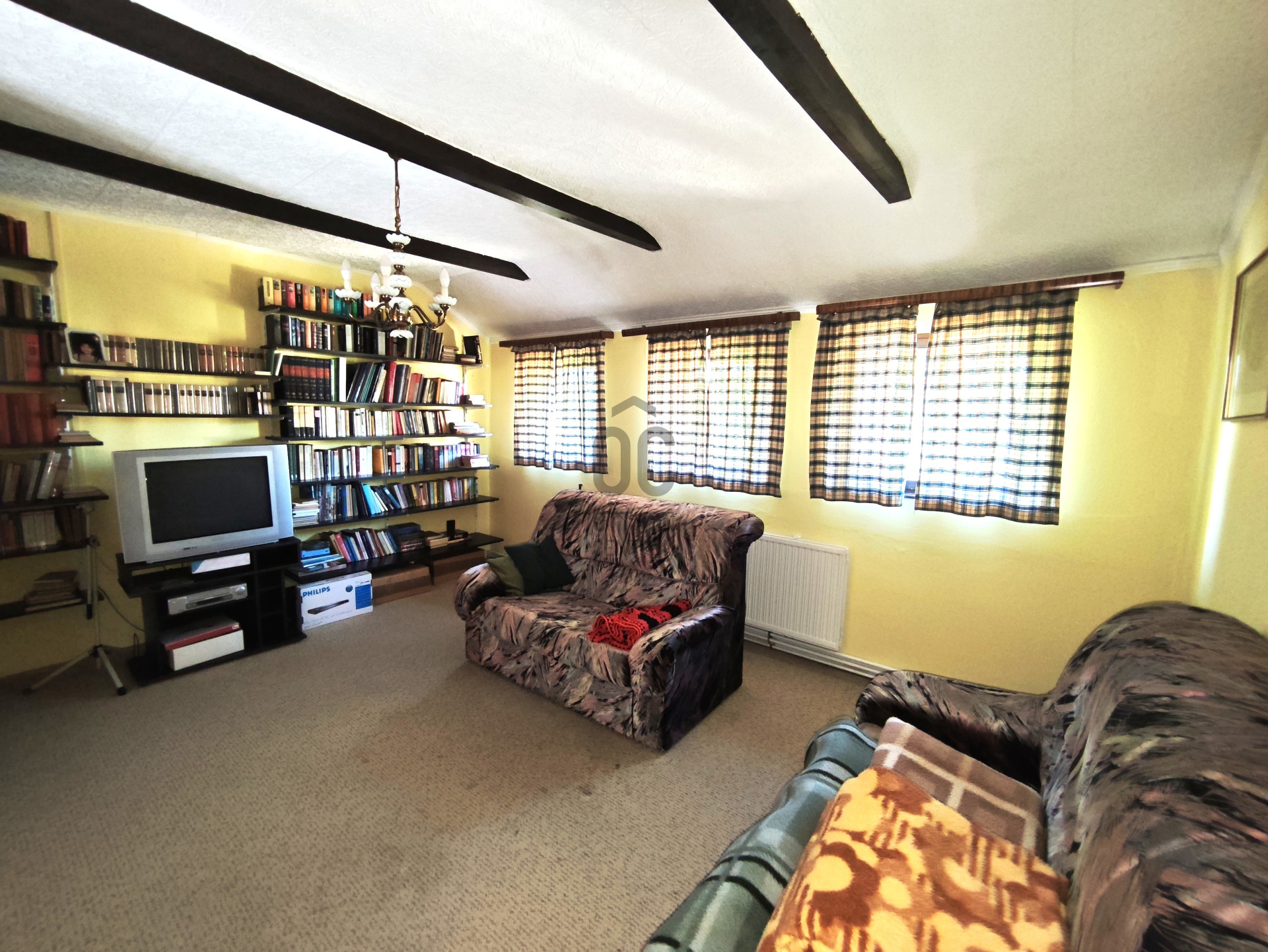 Gallery zoom image