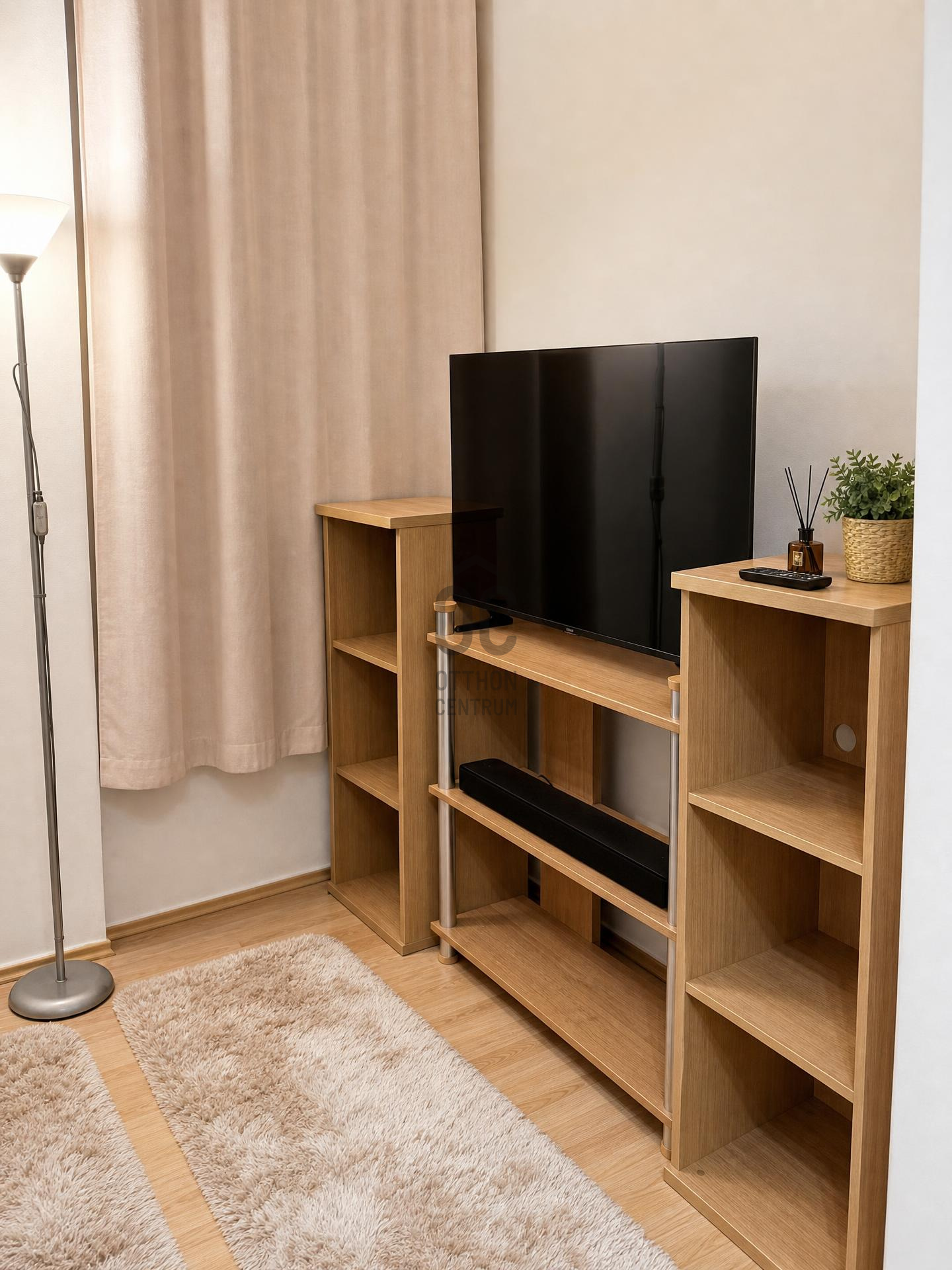 Gallery zoom image