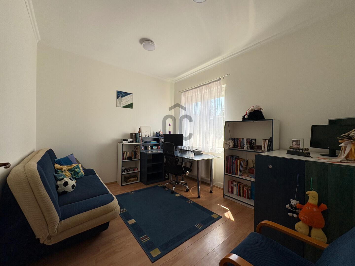 Gallery zoom image