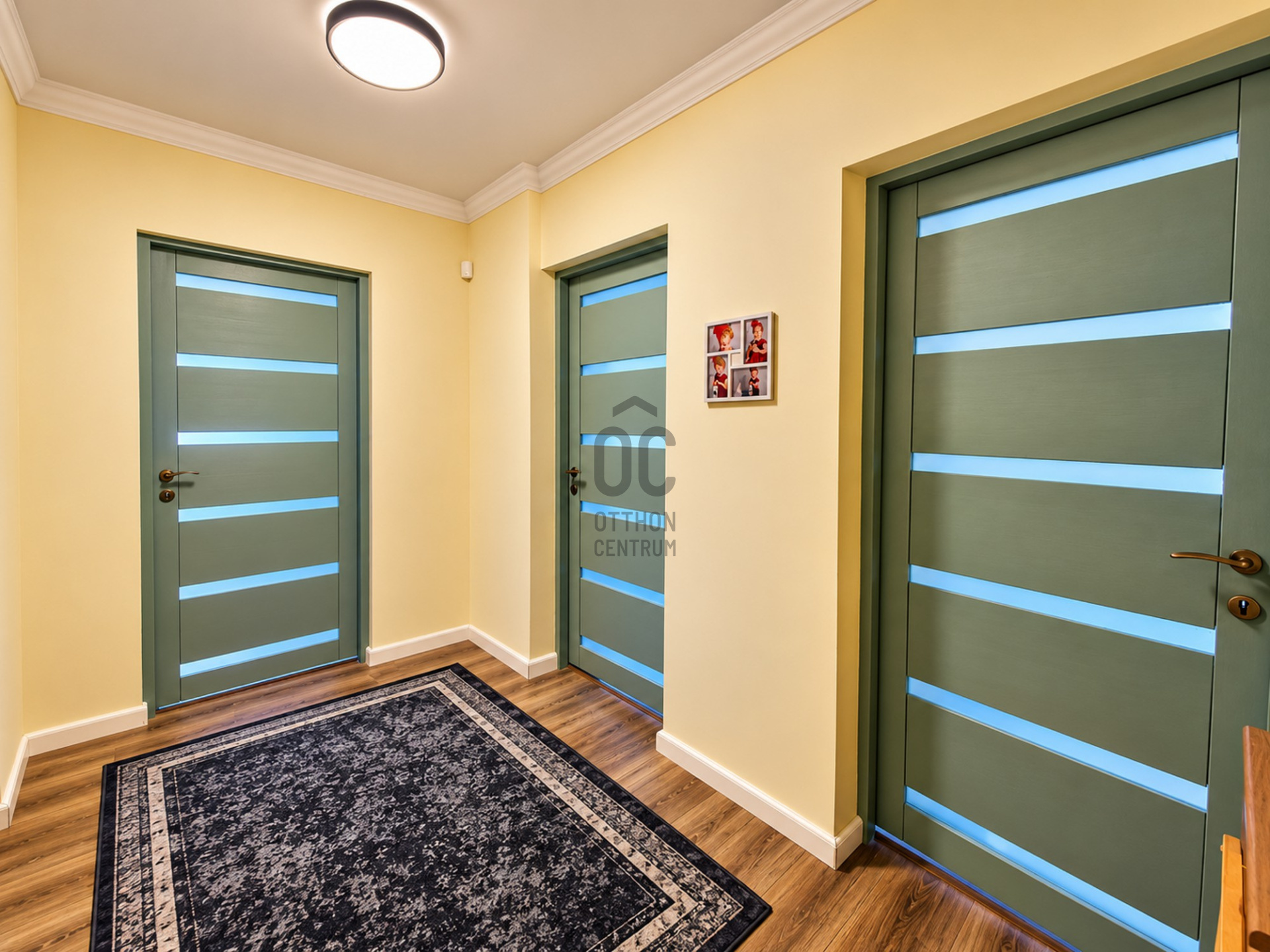 Gallery zoom image