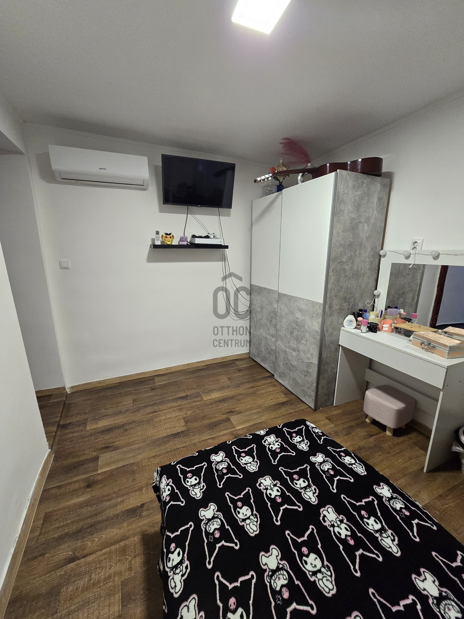 Gallery zoom image