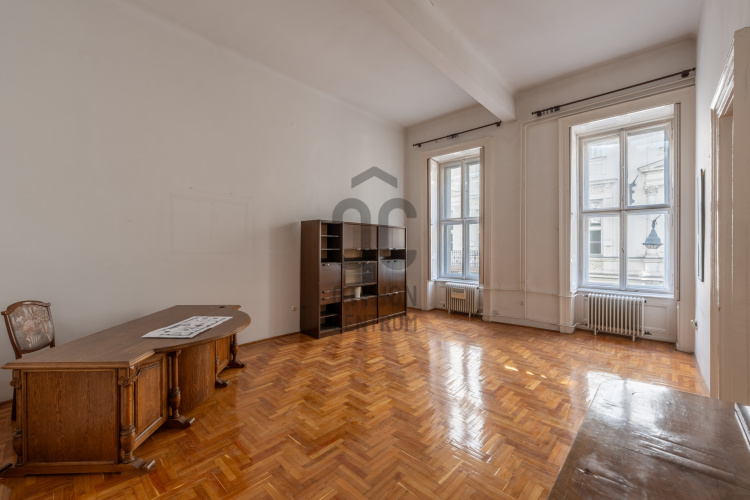 4 bed · 106m² · Lakás · 210.000.000 Ft